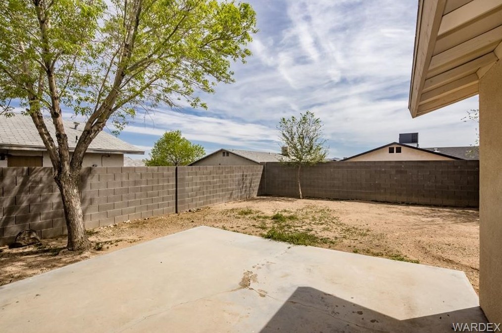 2890 Alpha St, Kingman AZ 86401-5380 exterior