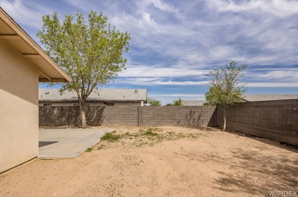 2890 Alpha St, Kingman AZ 86401-5380 exterior