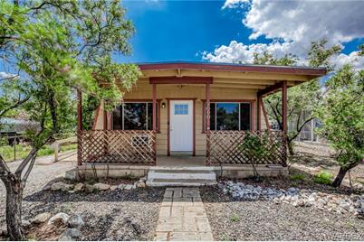 3090 E Lass Avenue - Photo 1