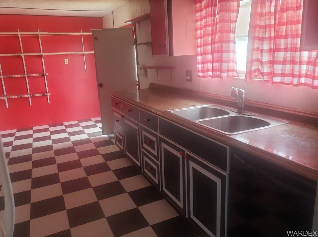 2570 Devlin Ave, Kingman AZ 86409-2208 exterior