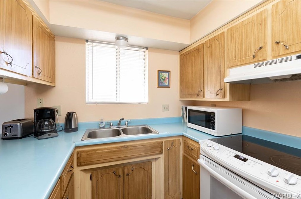 2526 Southern Ave, Kingman AZ 86401-5313 exterior