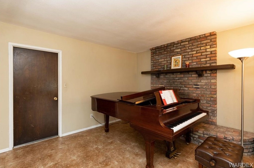 2526 Southern Ave, Kingman AZ 86401-5313 exterior