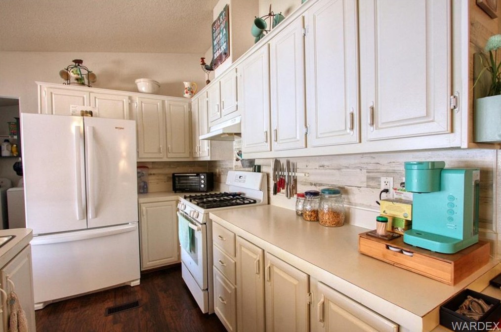 3500 Devlin Ave, Kingman AZ 86409-2206 exterior