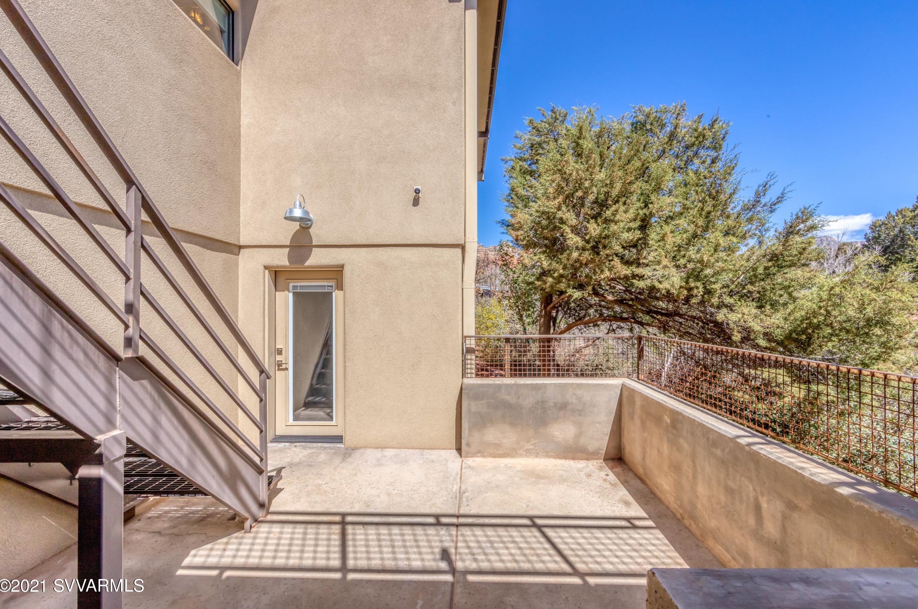 130 Grasshopper Ln, Sedona AZ 86336-4529 exterior