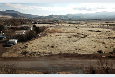 100 W (Lot 1 Block 3) - Photo 1