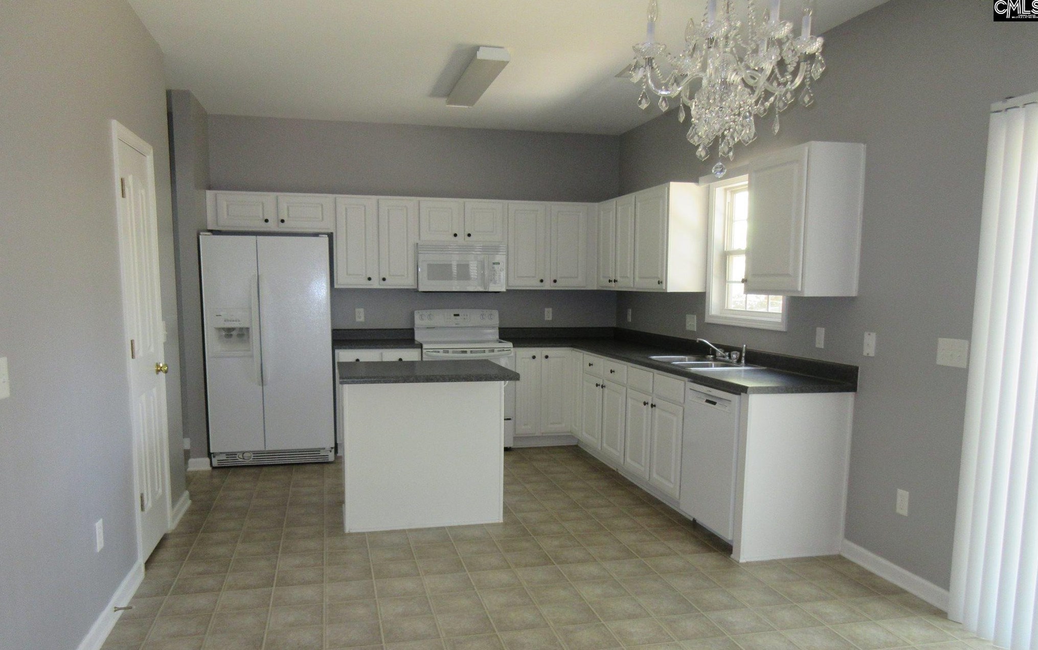 242 Castlebury Dr, Columbia SC  29229-7566 exterior