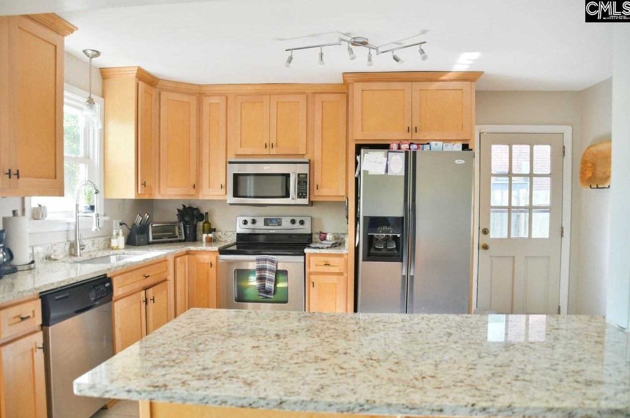 2004 Cherry Laurel Dr, Columbia SC 29204-4308 exterior