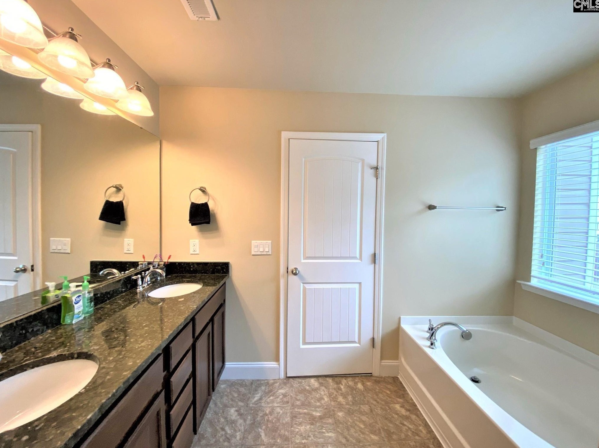 54 Ballymore Ct, Columbia SC  29229-6855 exterior