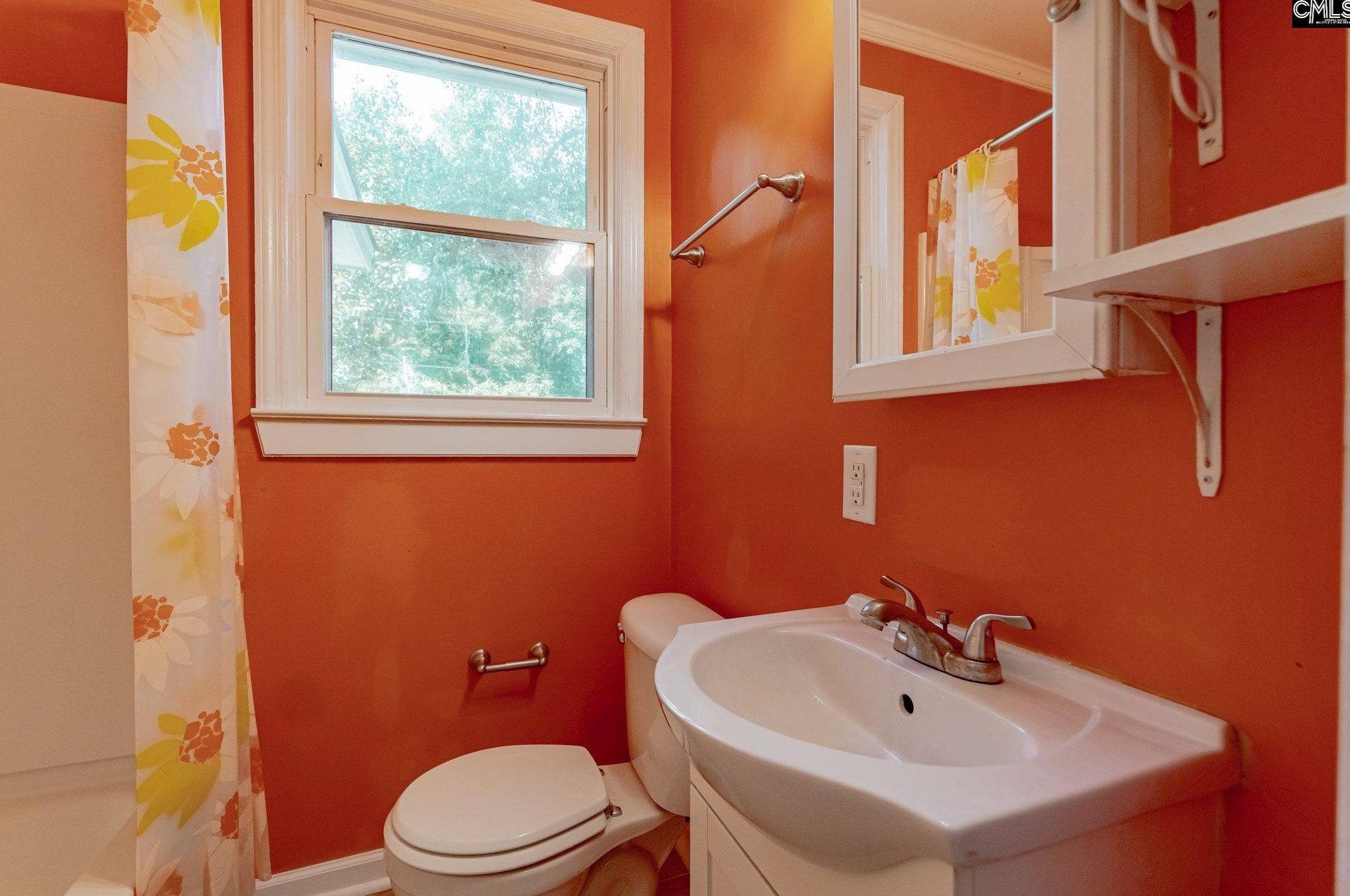 15 Holiday Cir, Columbia SC  29206-1020 exterior