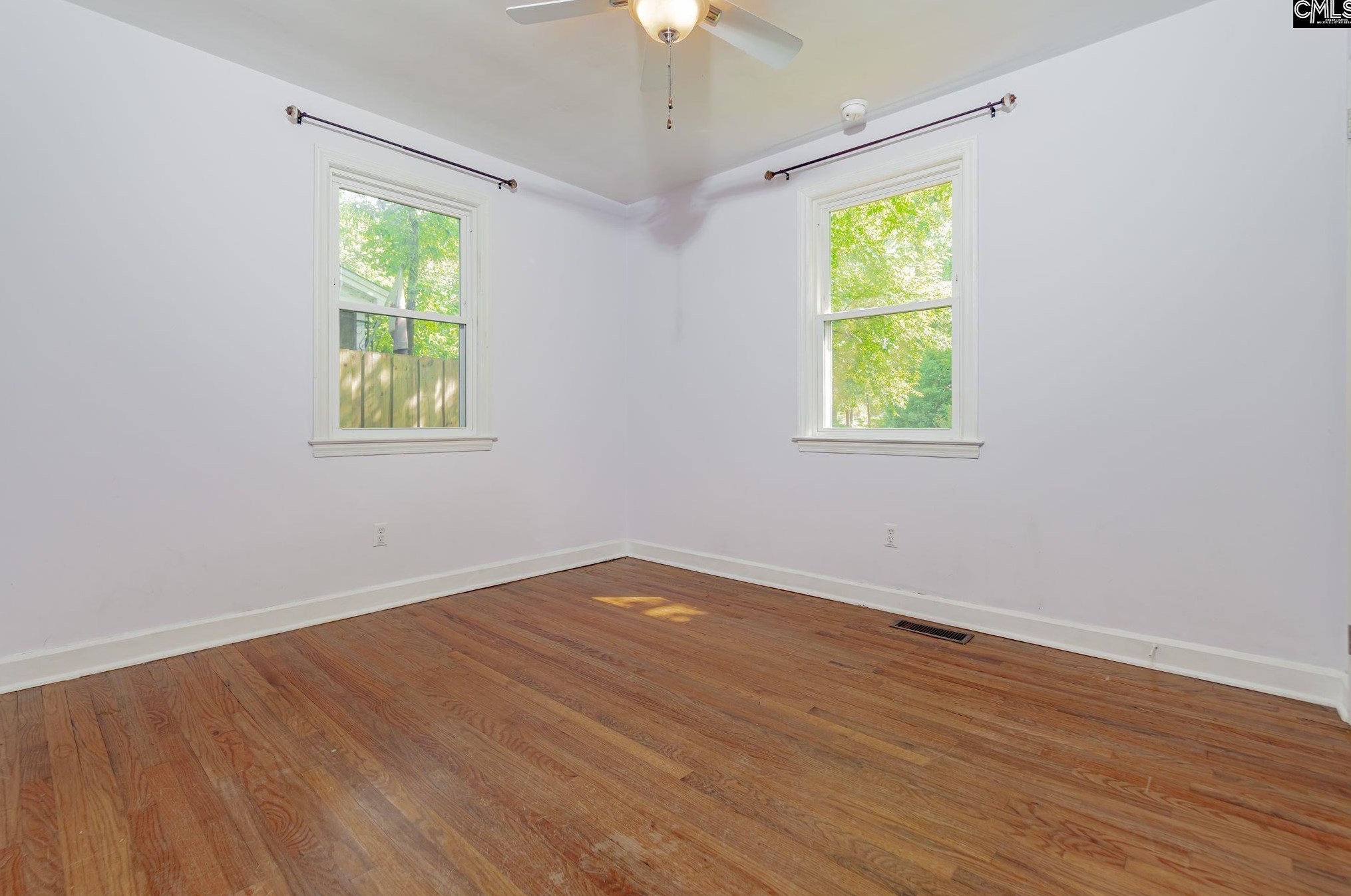 15 Holiday Cir, Columbia SC  29206-1020 exterior