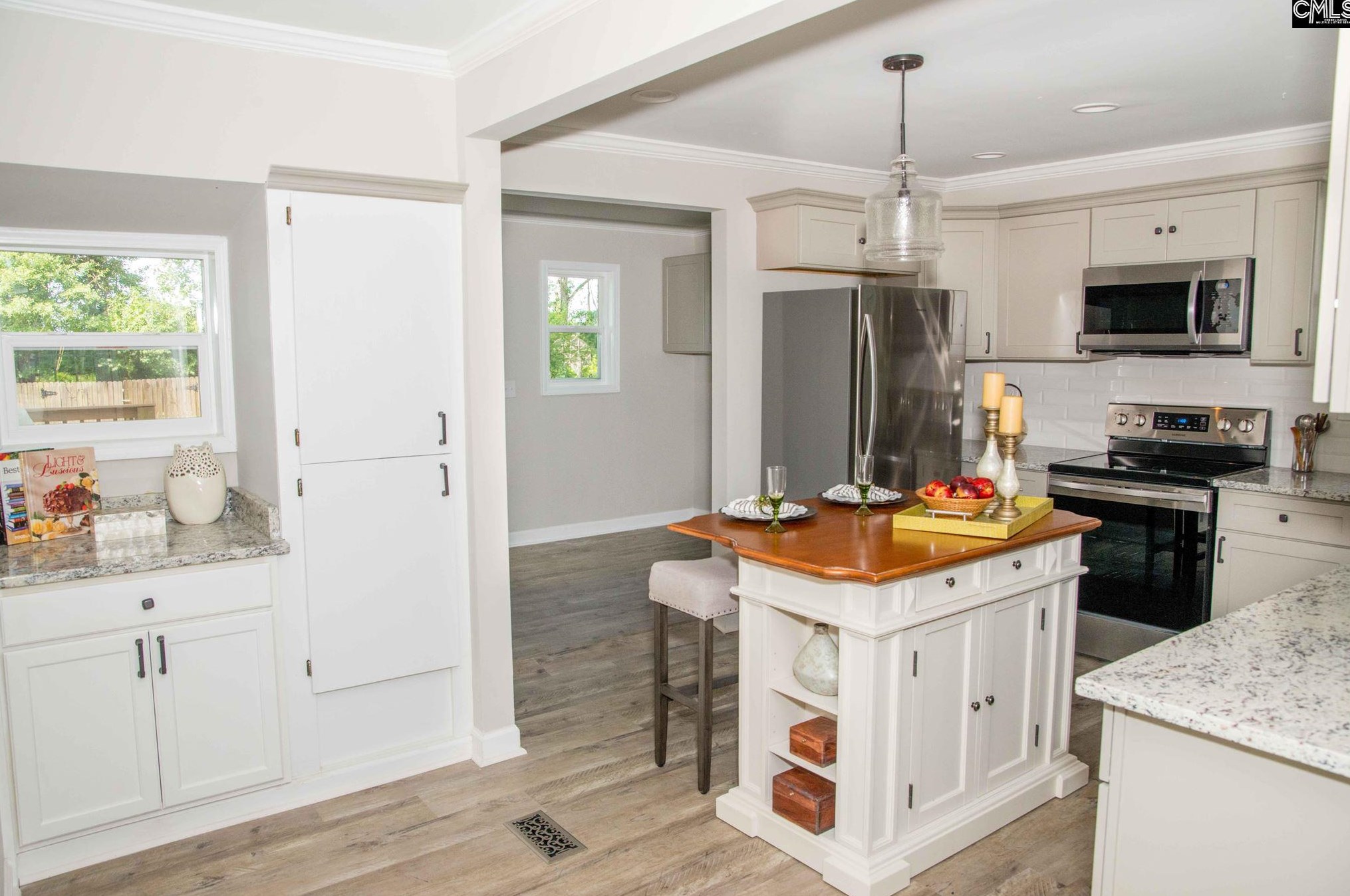 3630 Hydrangea St, Columbia SC  29205-4718 exterior