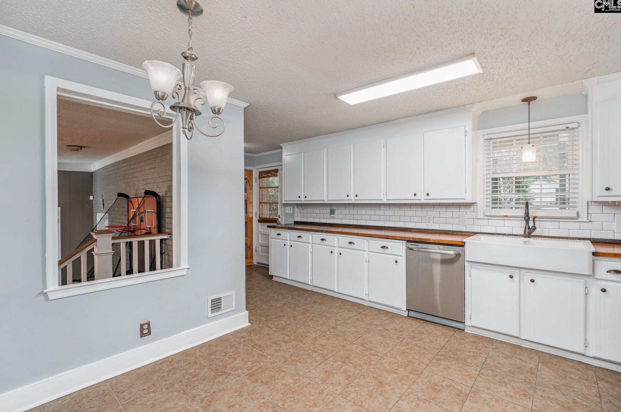 6628 Christie Rd, Columbia SC  29209-2047 exterior