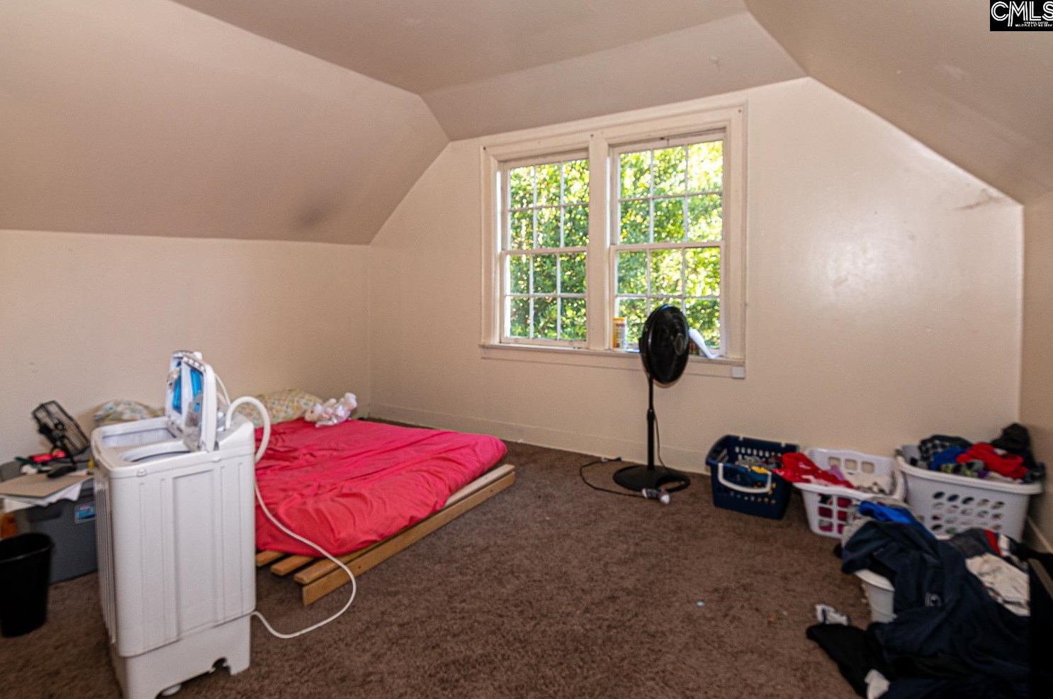 1202 Gladden St, Columbia SC 29205-1238 exterior