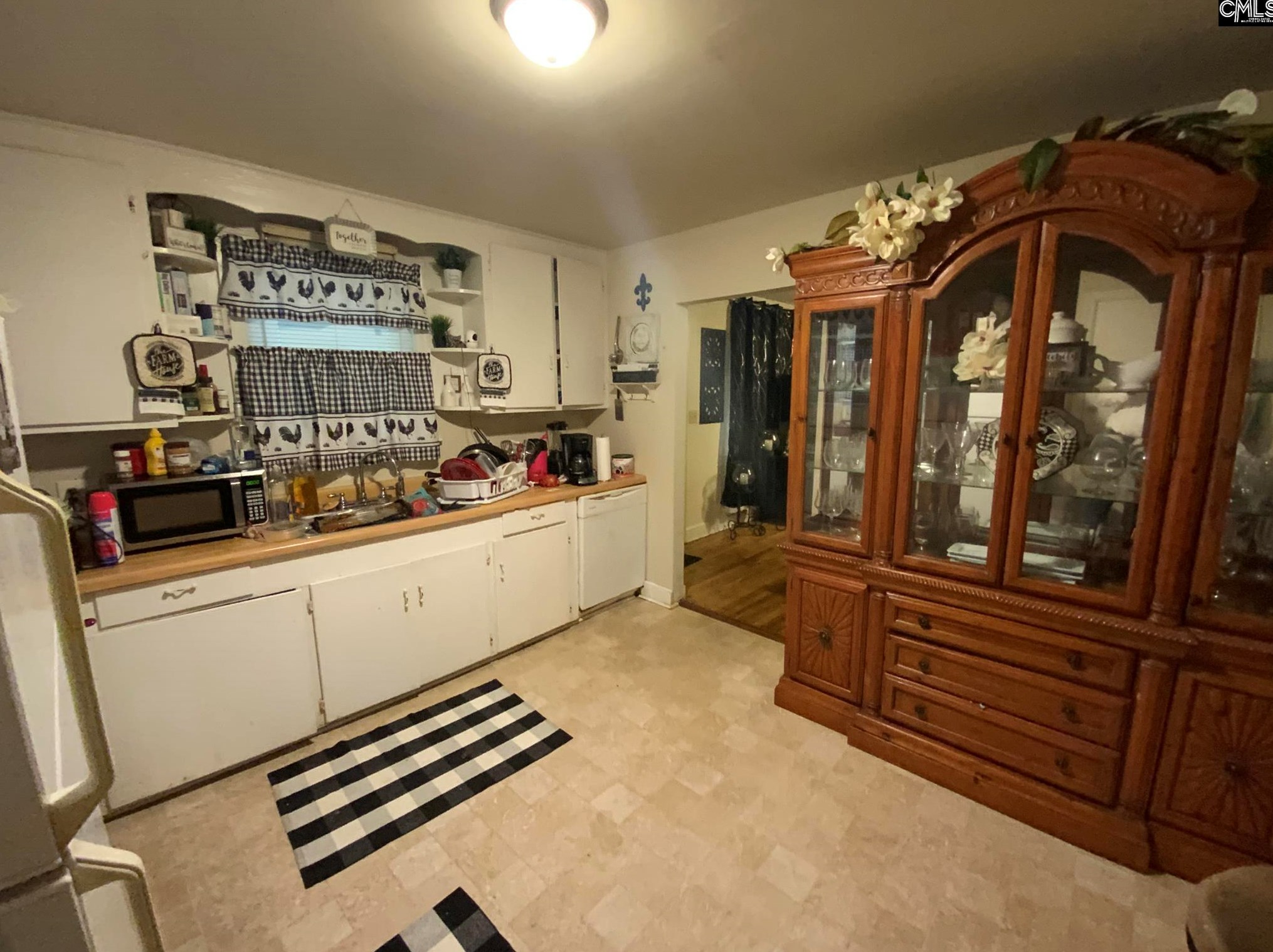 3811 Barwick St, Columbia SC 29205-4111 exterior