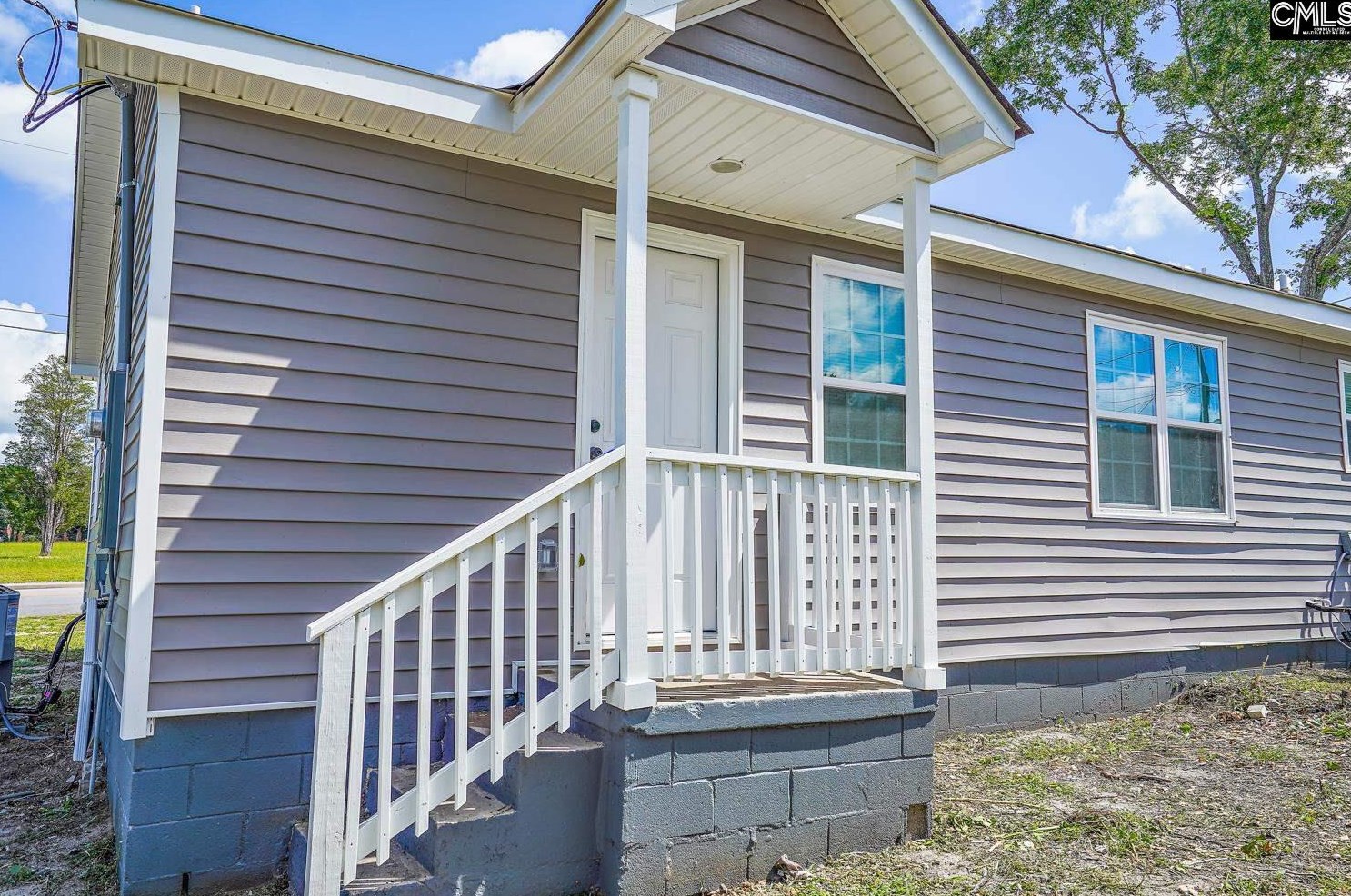 2442 Washington St, Columbia SC  29204-1944 exterior