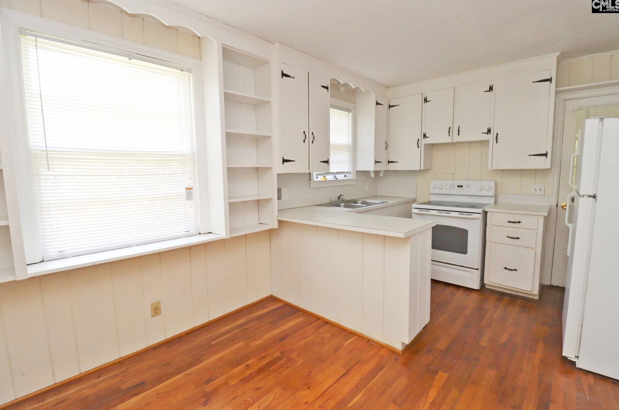 1121 Sunnyside Dr, Columbia SC  29204-3321 exterior