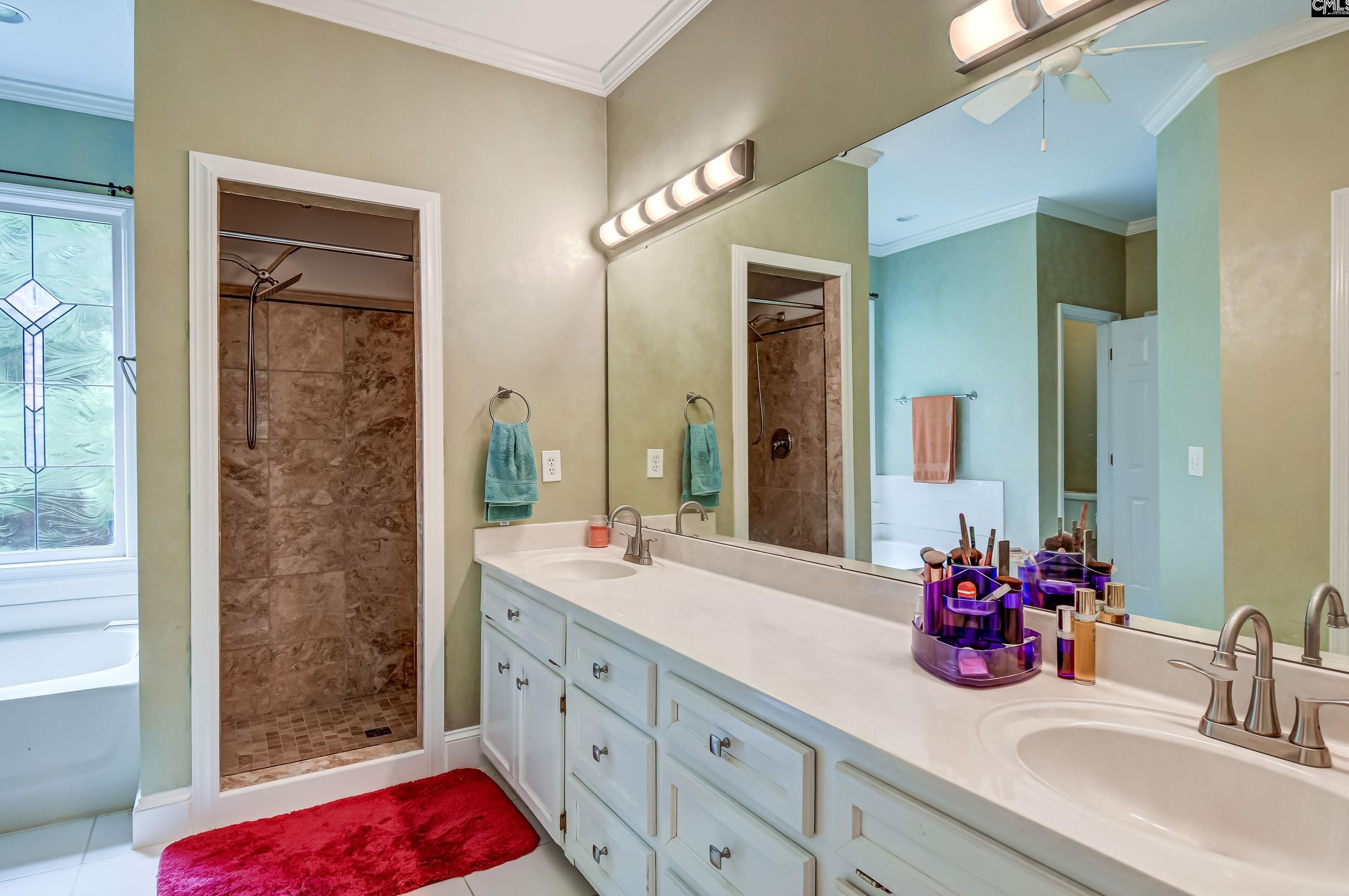 110 Woodsview Ln, Columbia SC  29223-8149 exterior