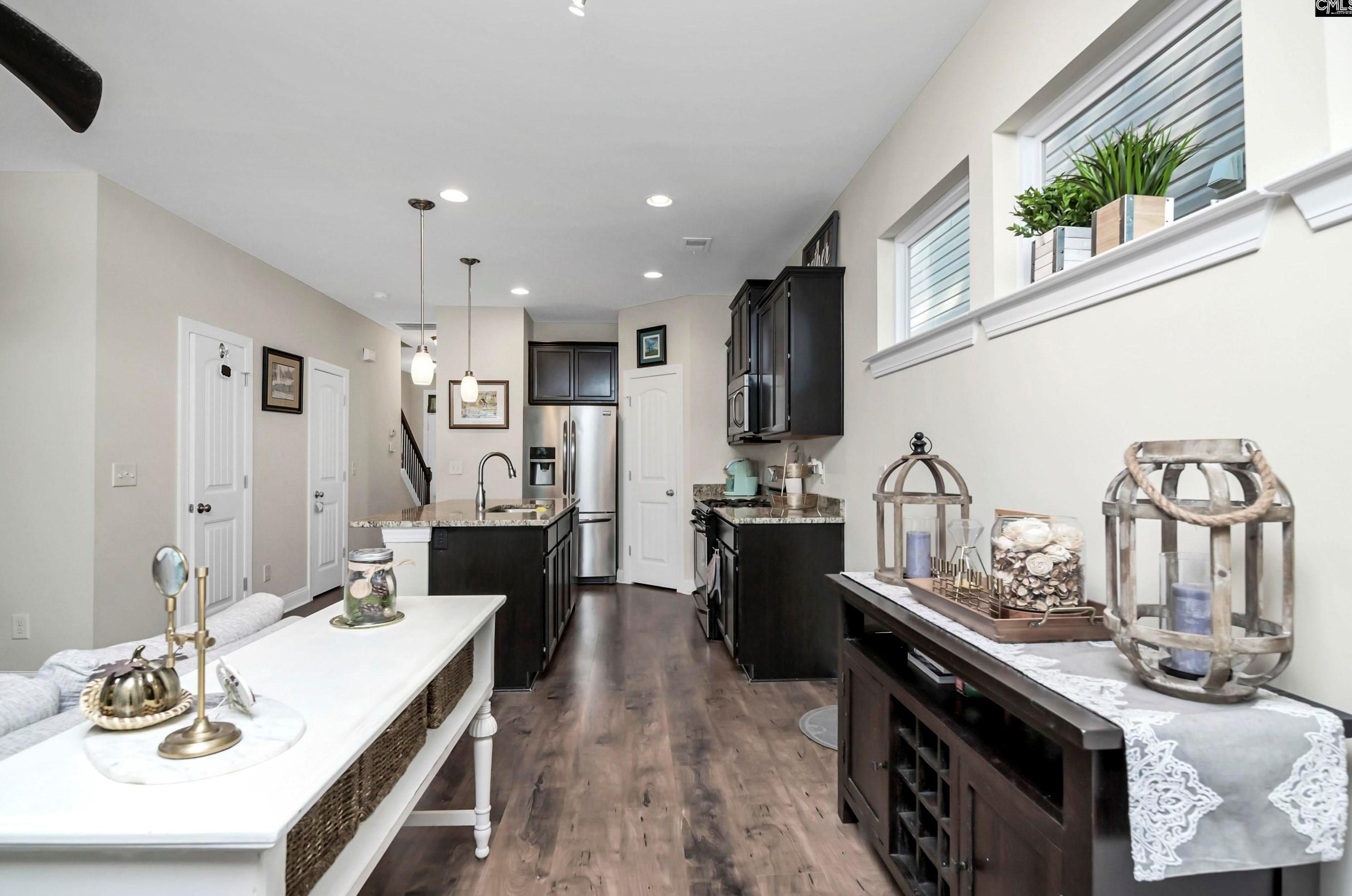 354 Forest Green Dr, Columbia SC 29209 exterior