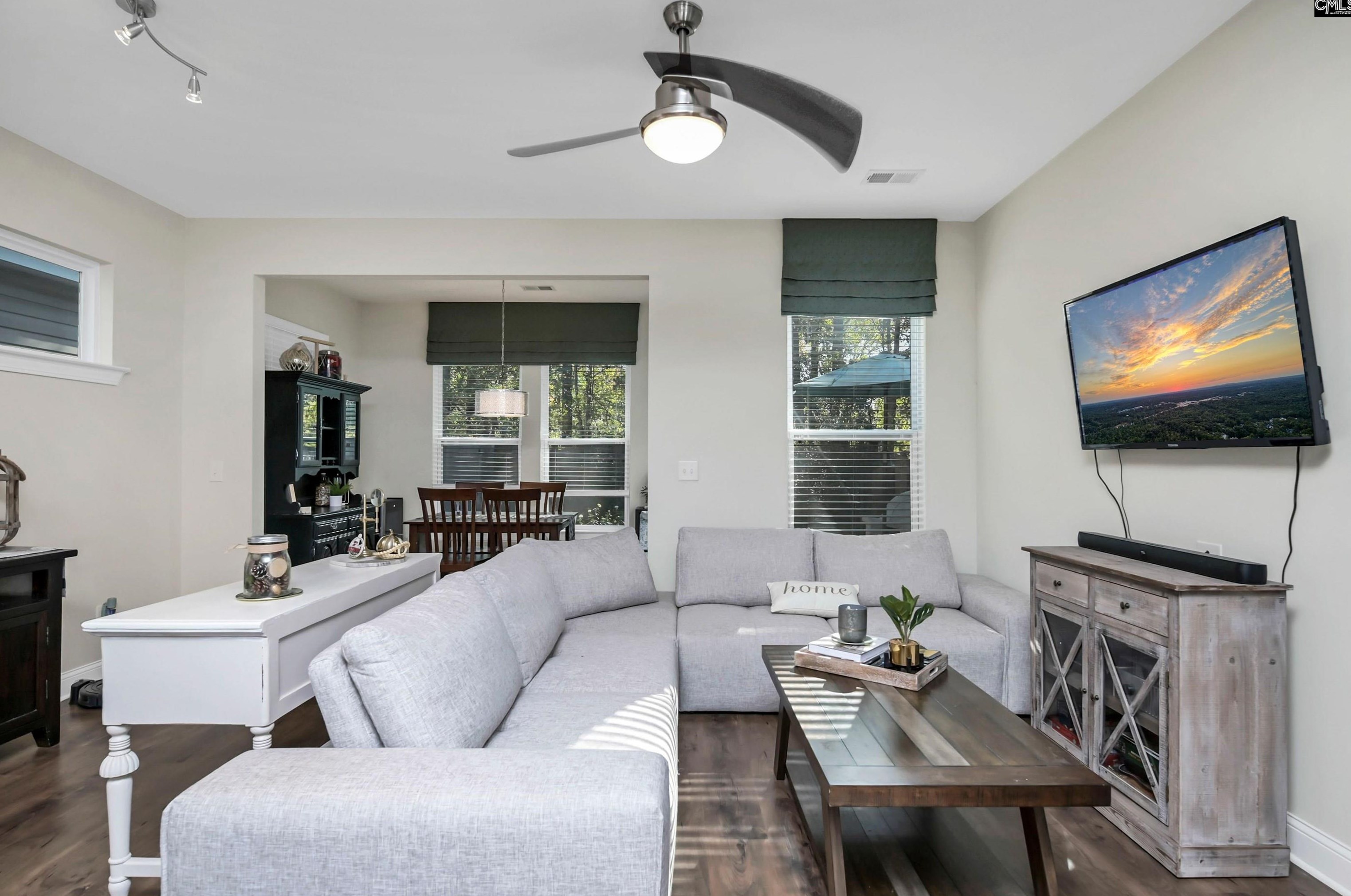 354 Forest Green Dr, Columbia SC 29209 exterior