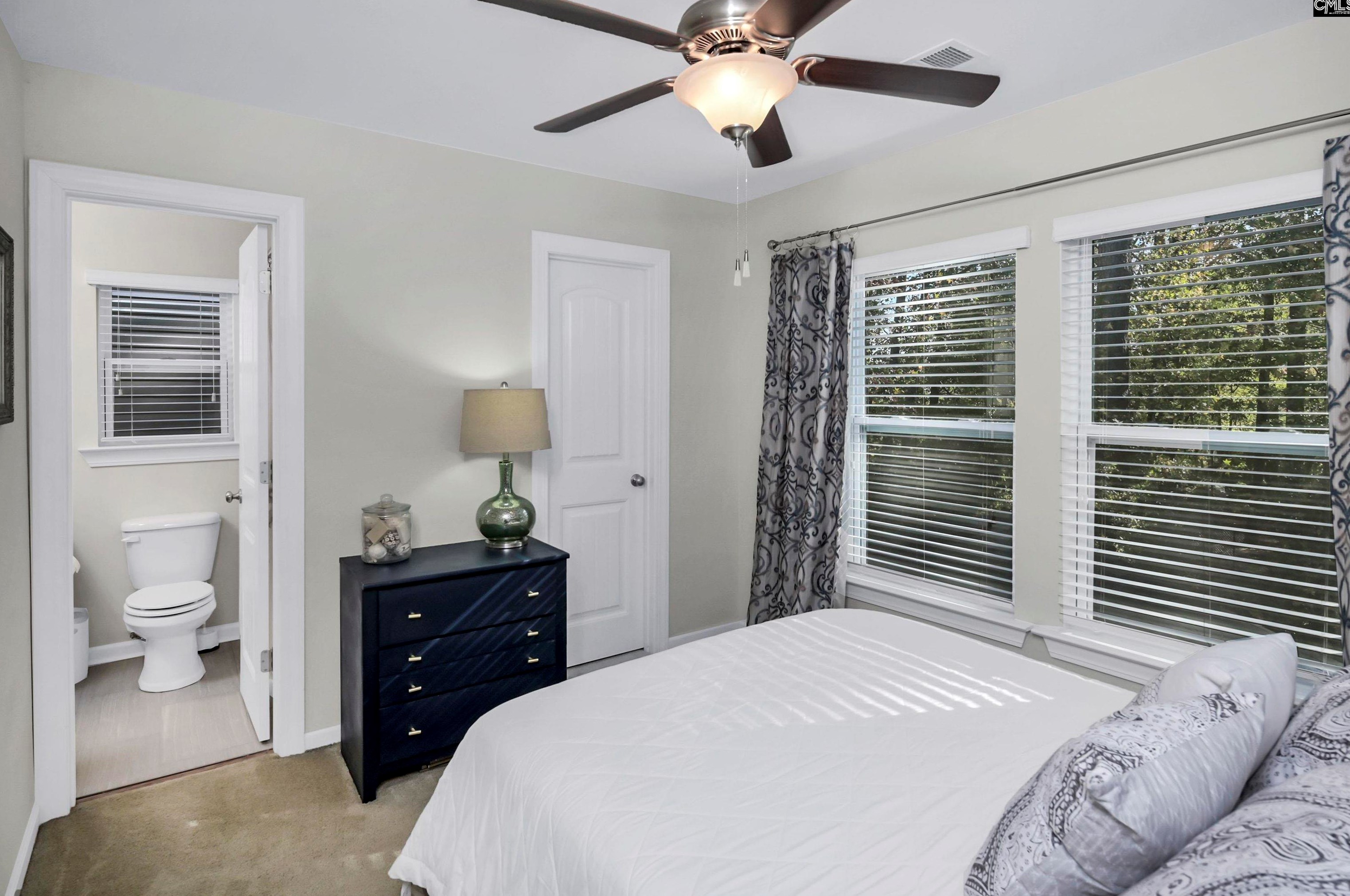 354 Forest Green Dr, Columbia SC 29209 exterior