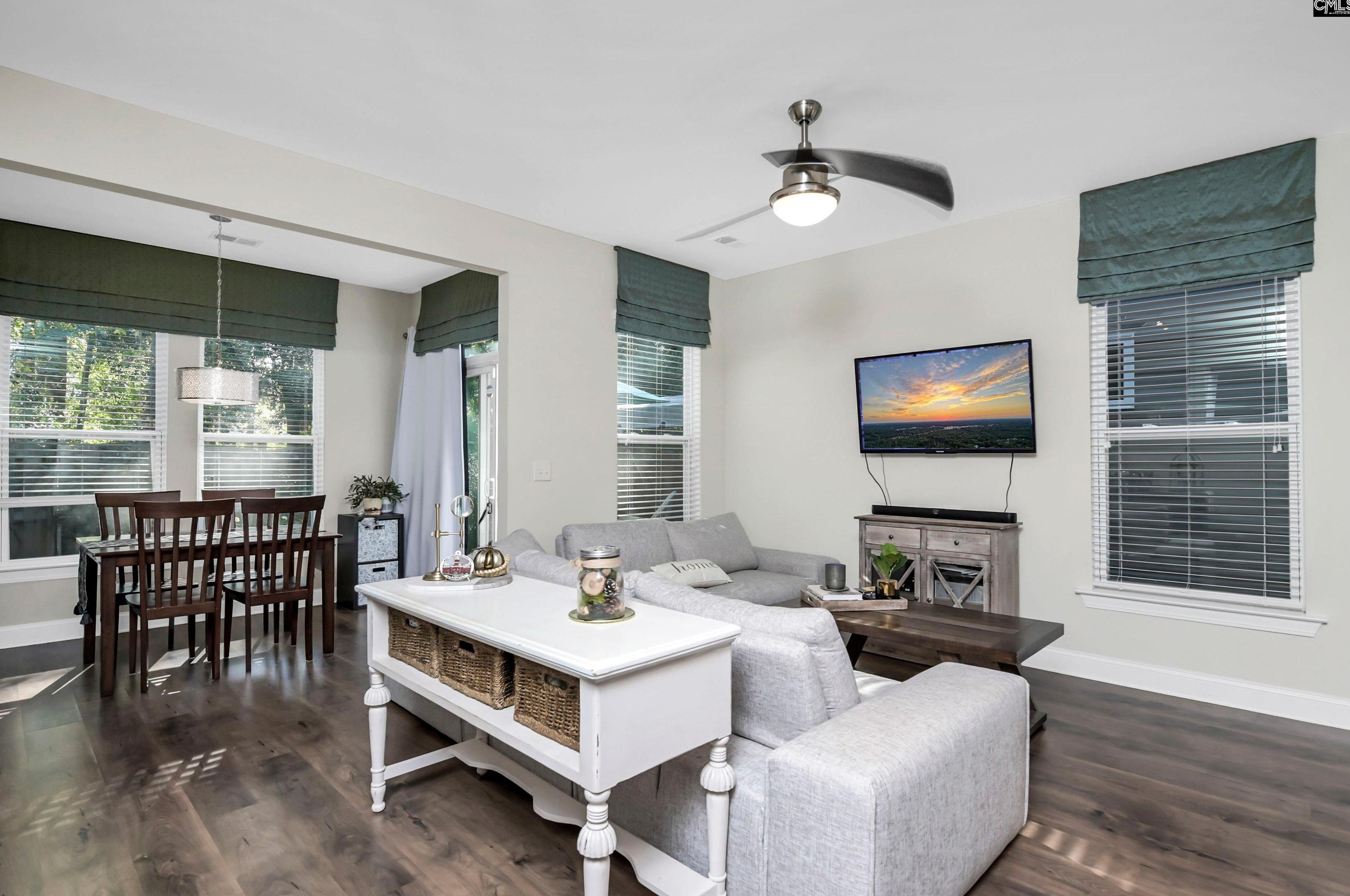 354 Forest Green Dr, Columbia SC 29209 exterior