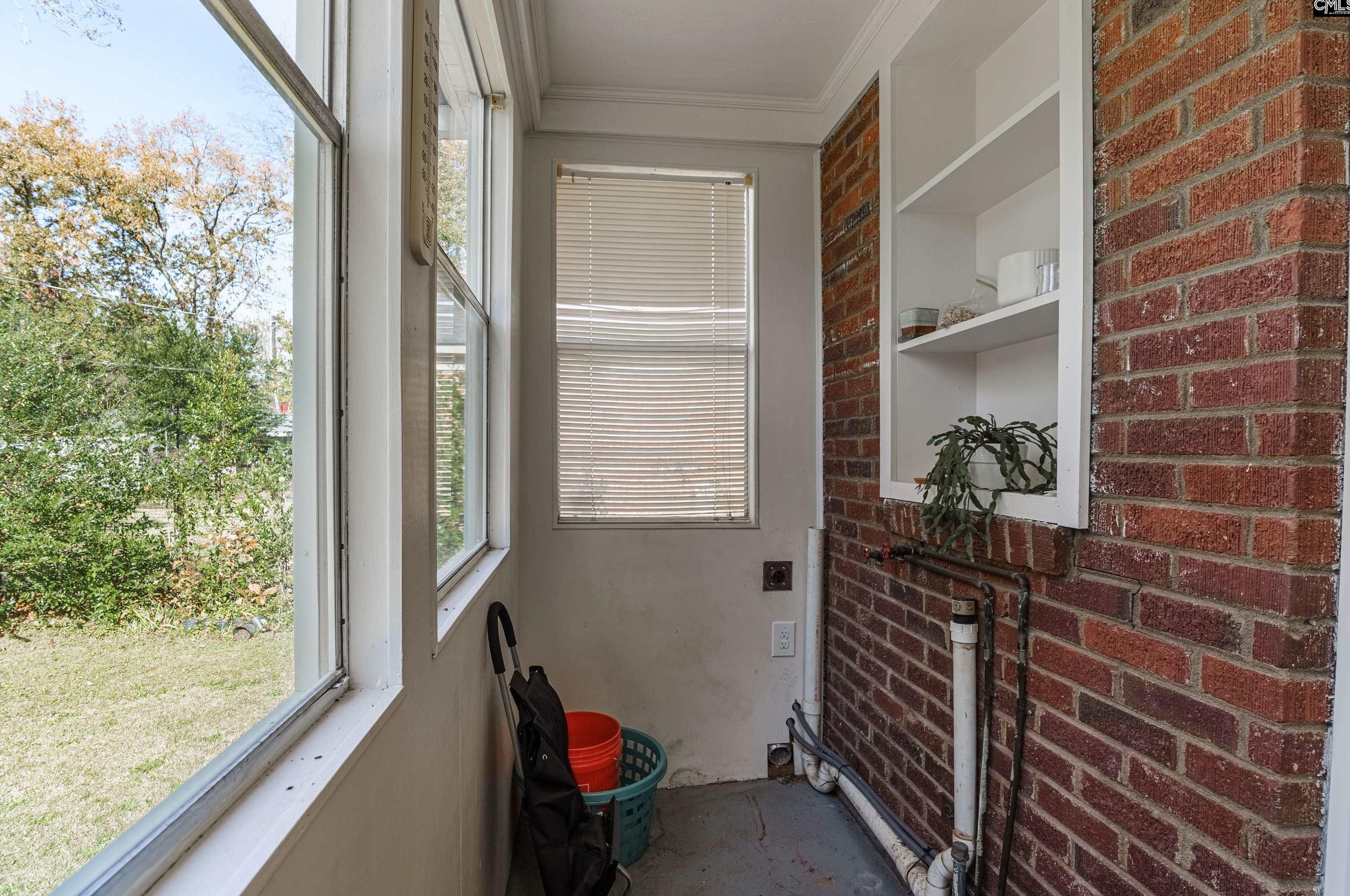 609 Dogwood St, Columbia SC  29205-3906 exterior