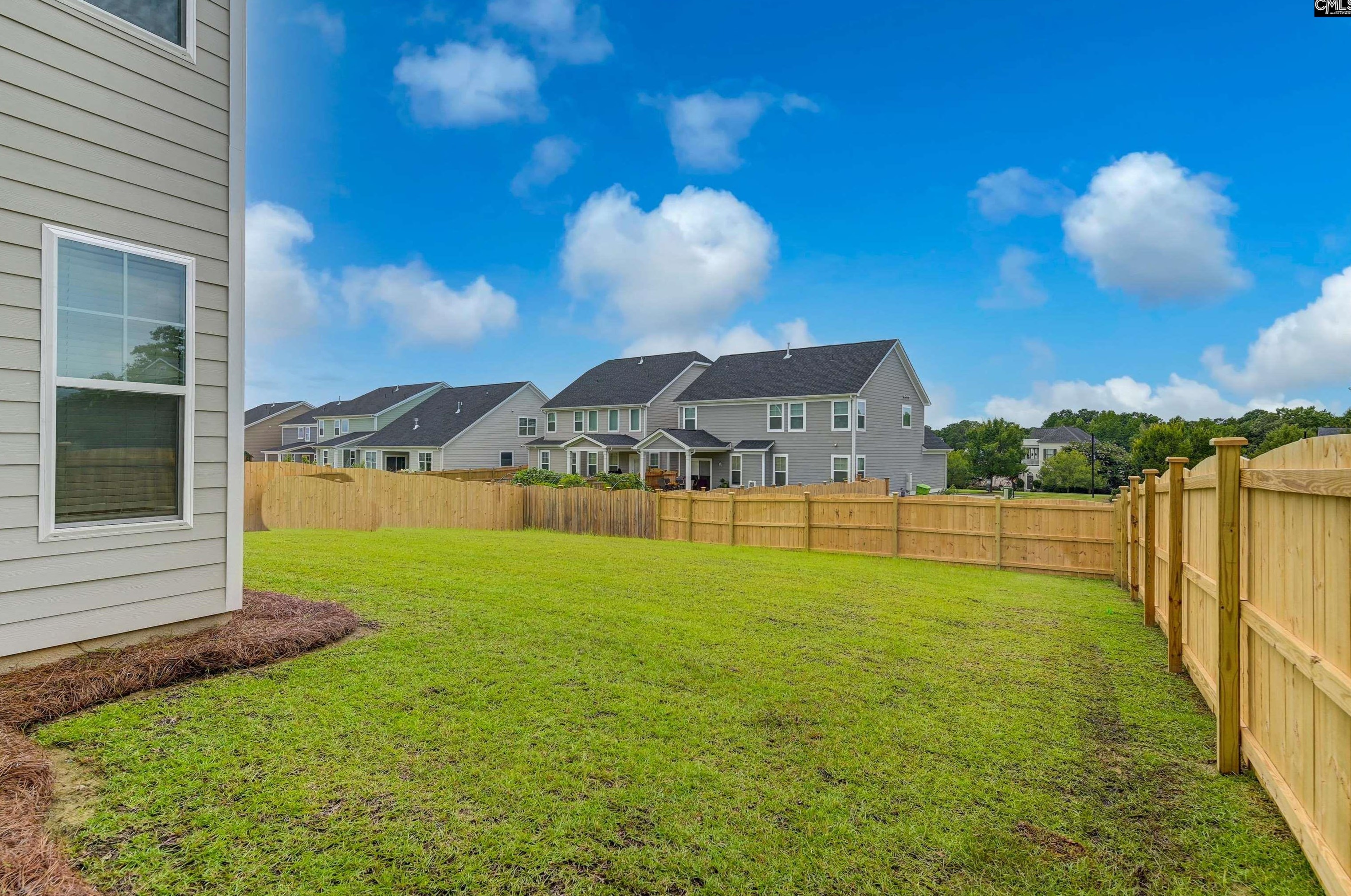 472 Harbour Pointe Dr, Columbia SC  29229-7591 exterior