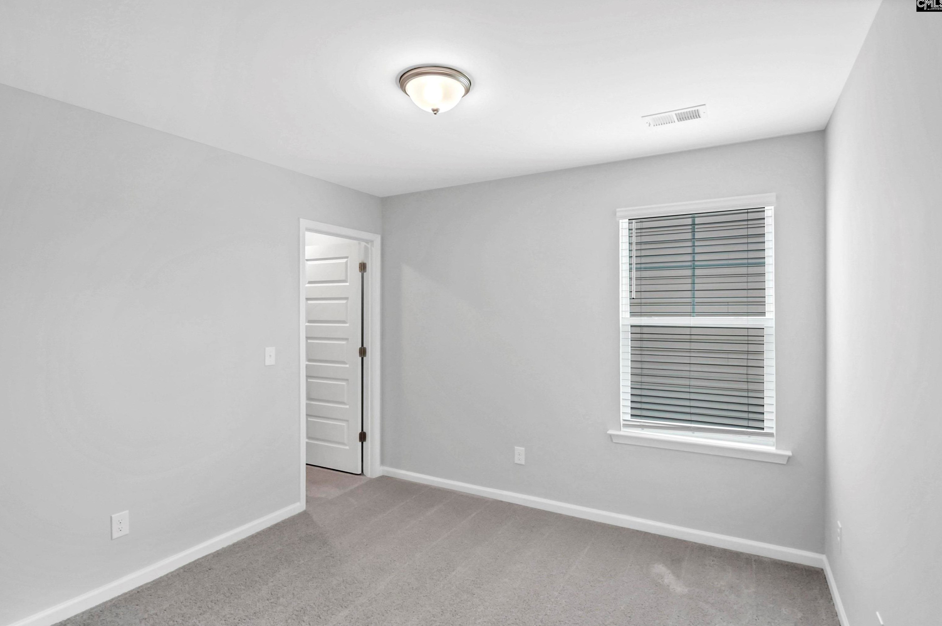 472 Harbour Pointe Dr, Columbia SC  29229-7591 exterior