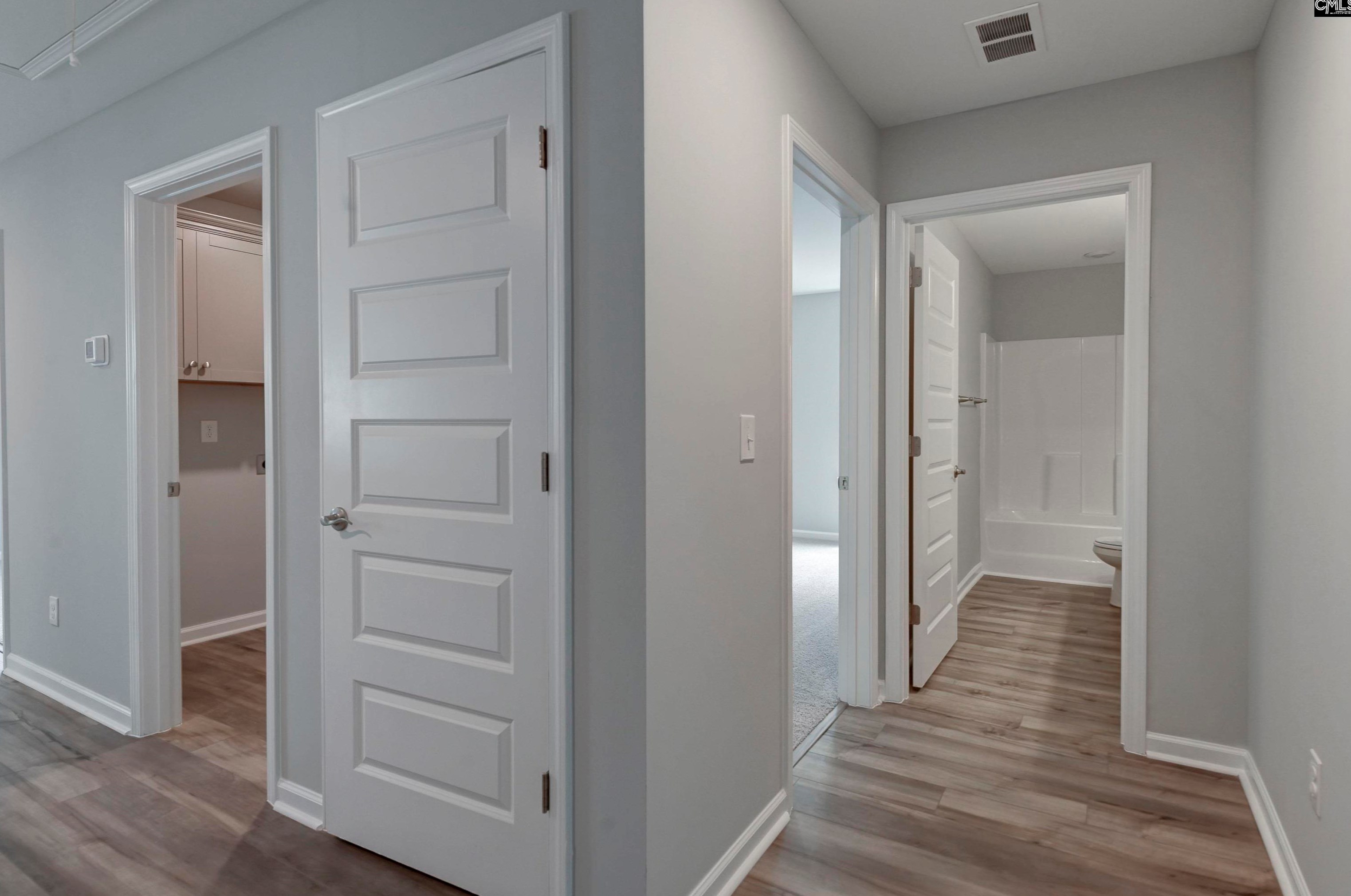 472 Harbour Pointe Dr, Columbia SC  29229-7591 exterior