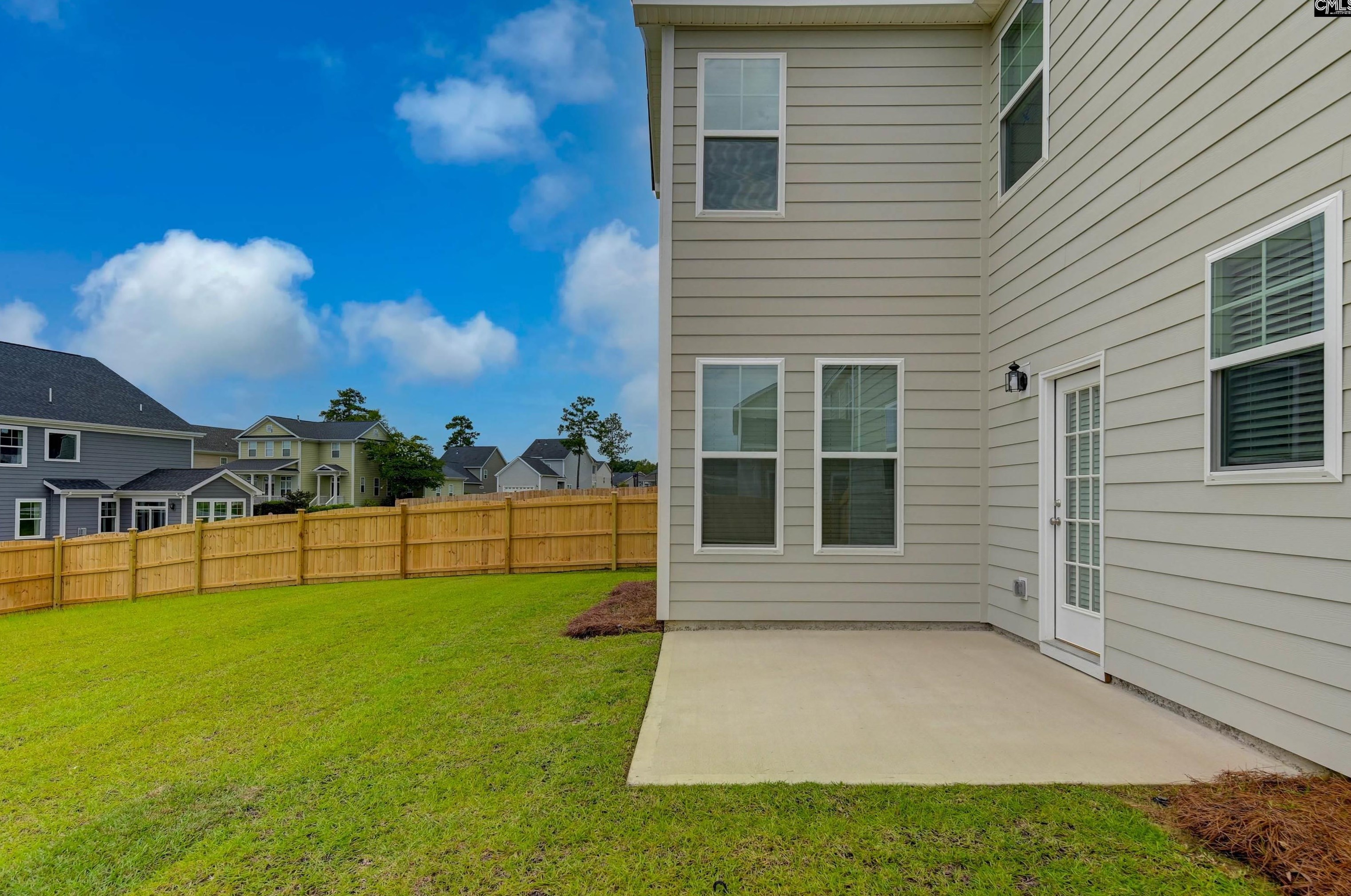 472 Harbour Pointe Dr, Columbia SC  29229-7591 exterior