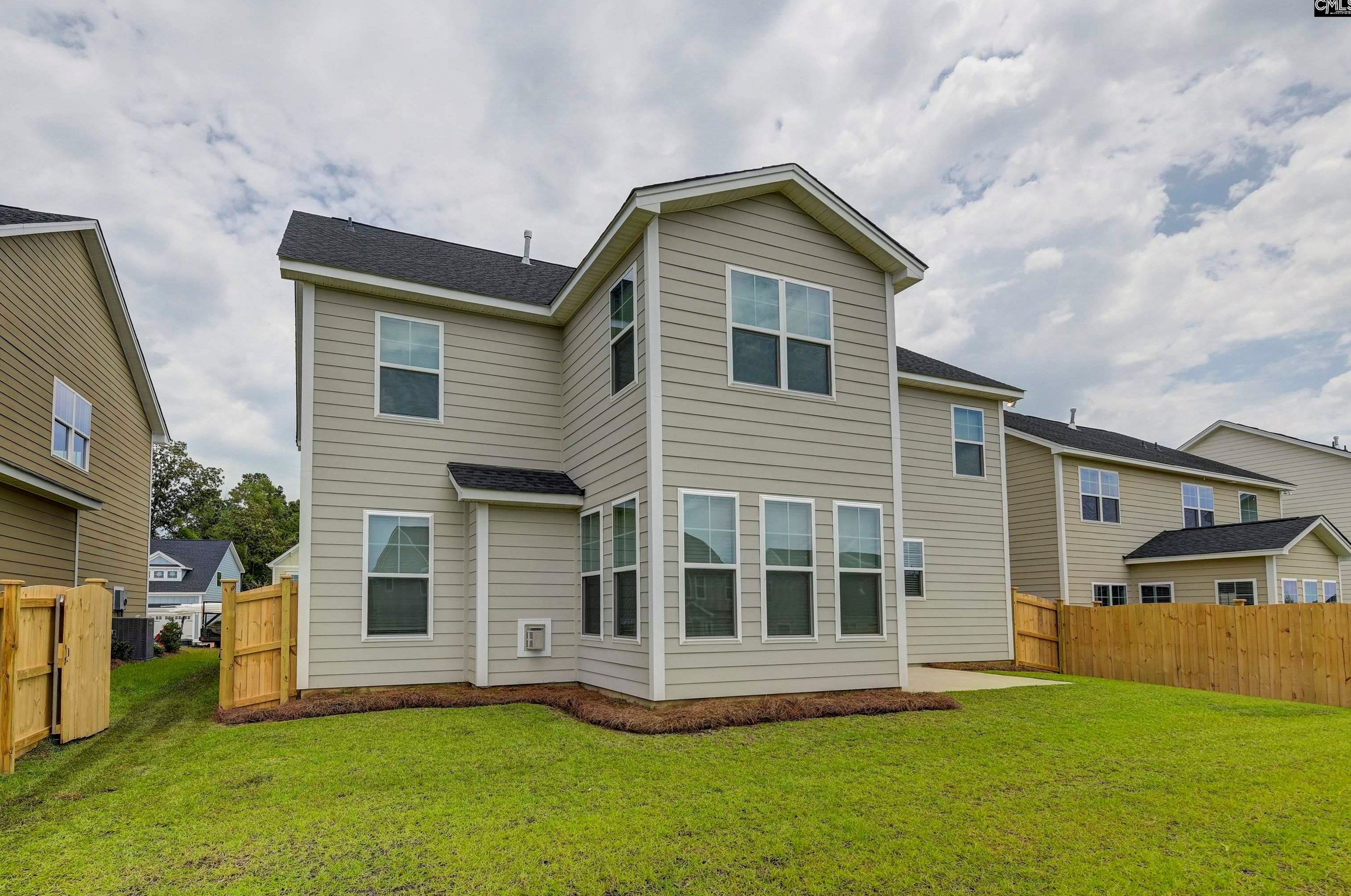 472 Harbour Pointe Dr, Columbia SC  29229-7591 exterior