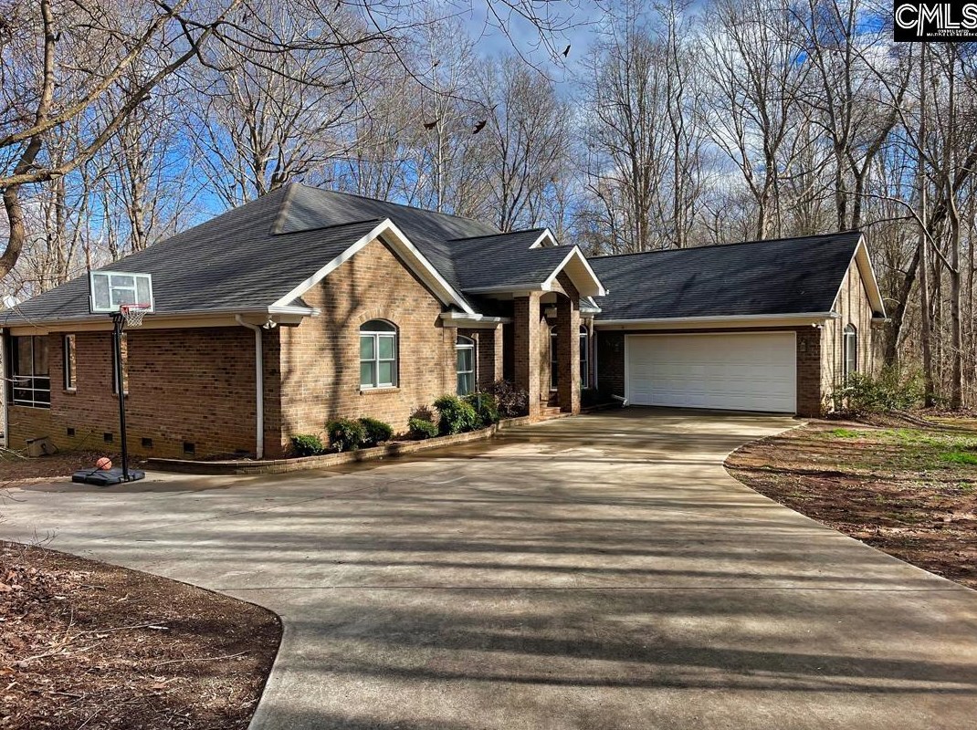 1044 Beamguard Rd, Lake Wylie, SC 29710