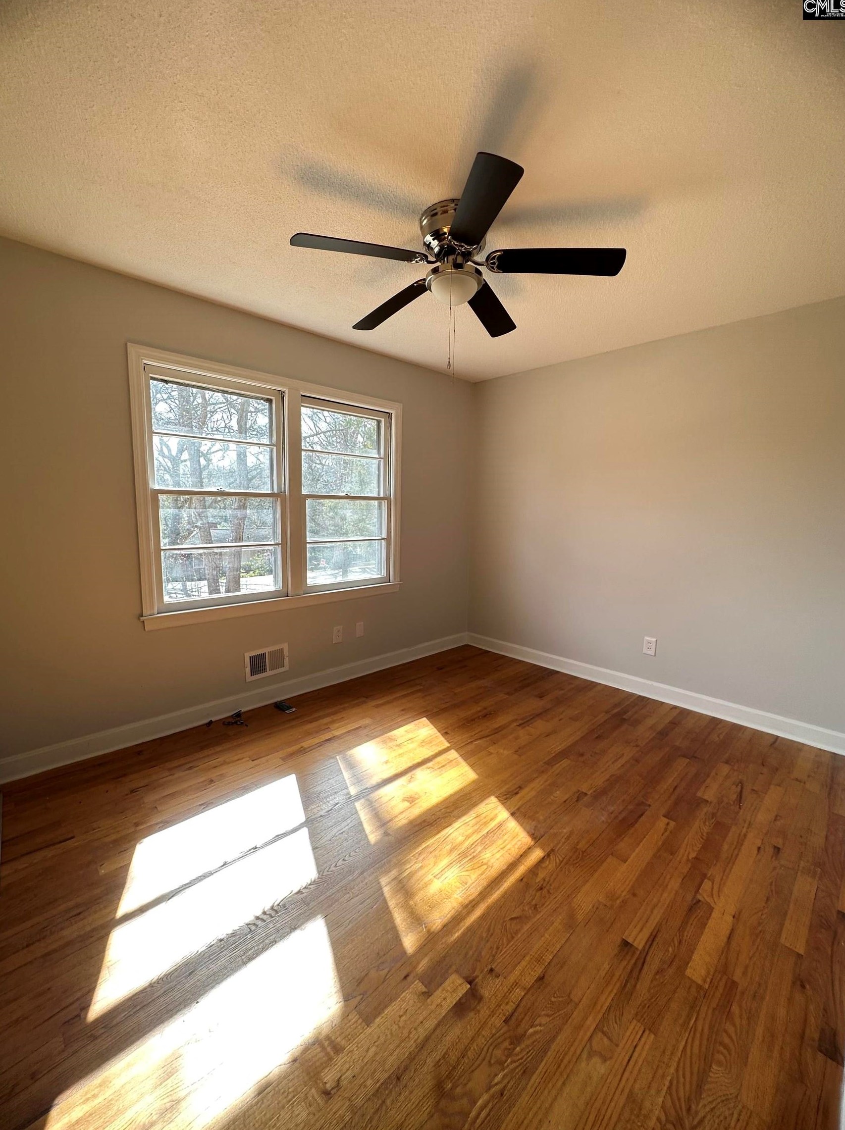 5443 Oakcrest Rd, Sumter SC  29154-1015 exterior
