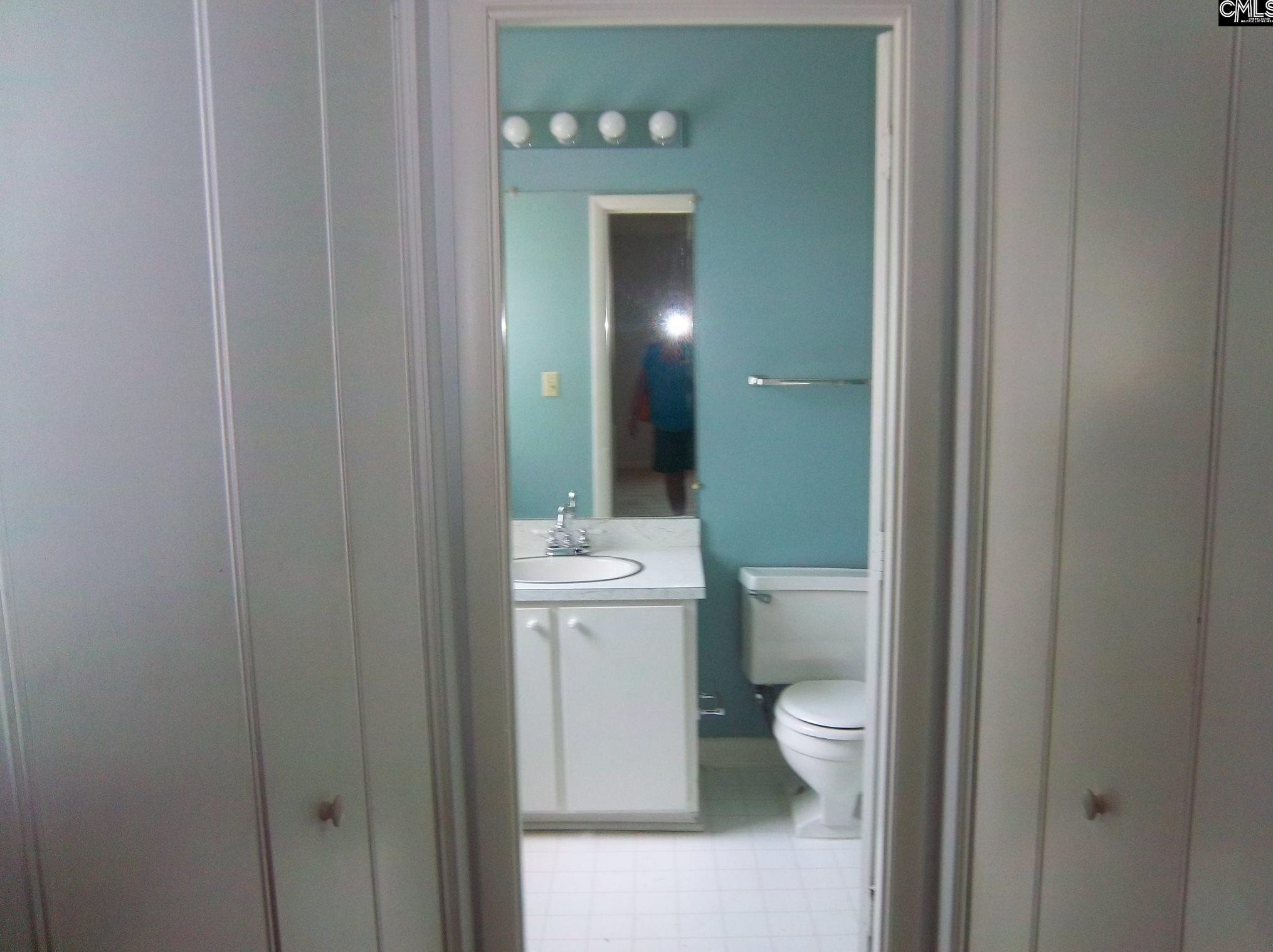 5225 Clemson Ave, Columbia SC 29206-3043 exterior