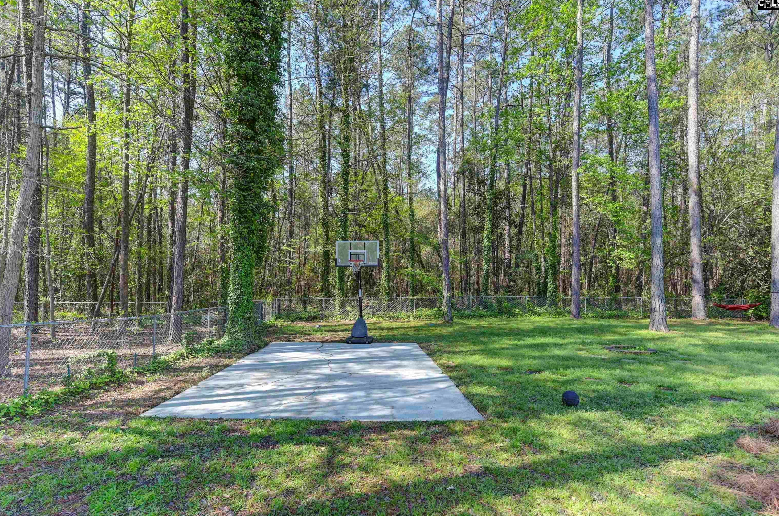 1705 Forest Trace Dr, Columbia SC  29204-4443 exterior
