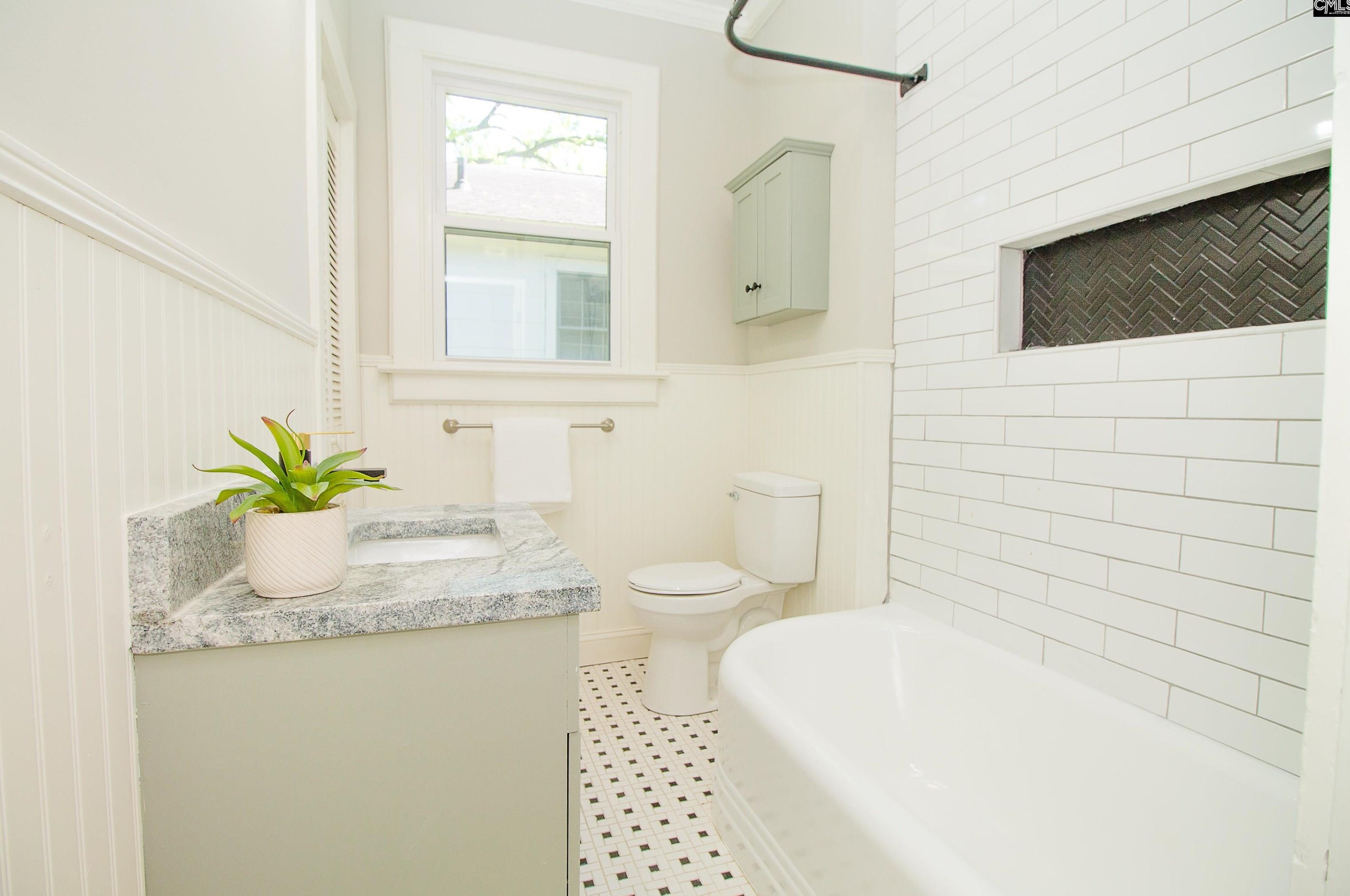 612 Howard St, Columbia SC 29205-3823 exterior