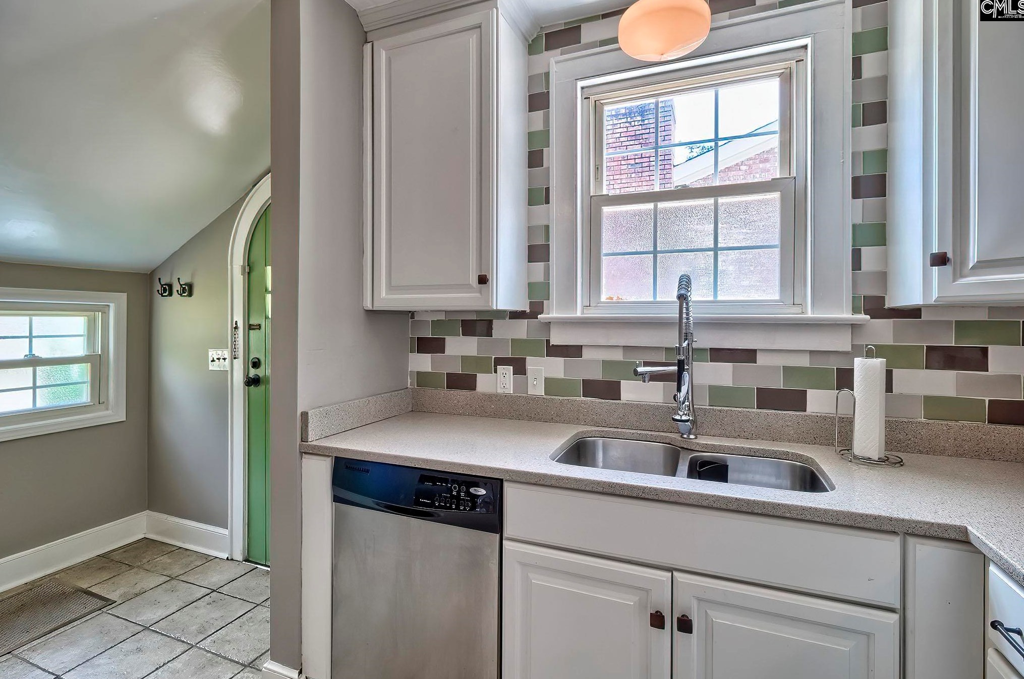 2807 Grace St, Columbia SC 29201-1716 exterior