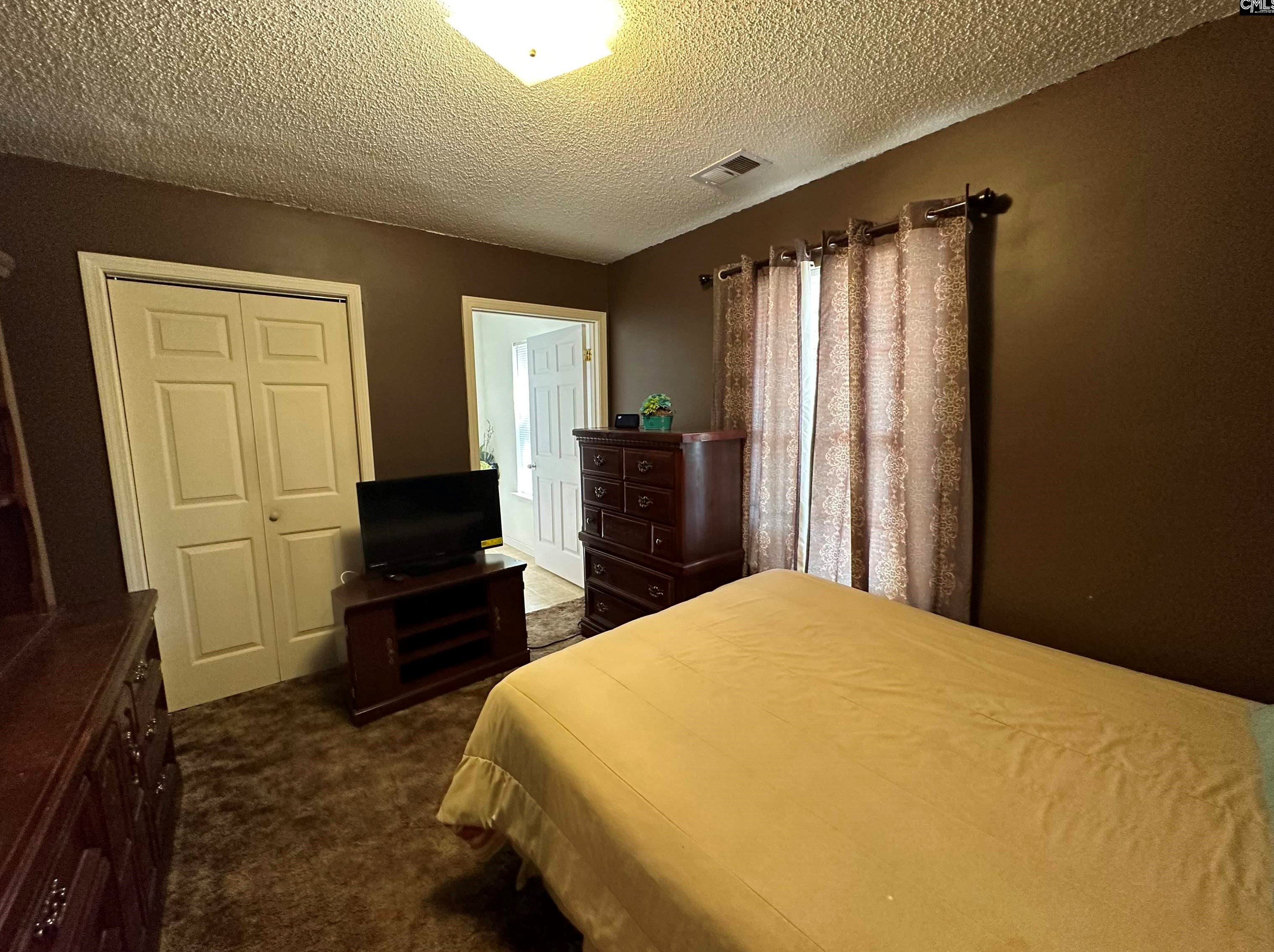 1036 Rockyknoll Dr, Columbia SC  29203-1114 exterior