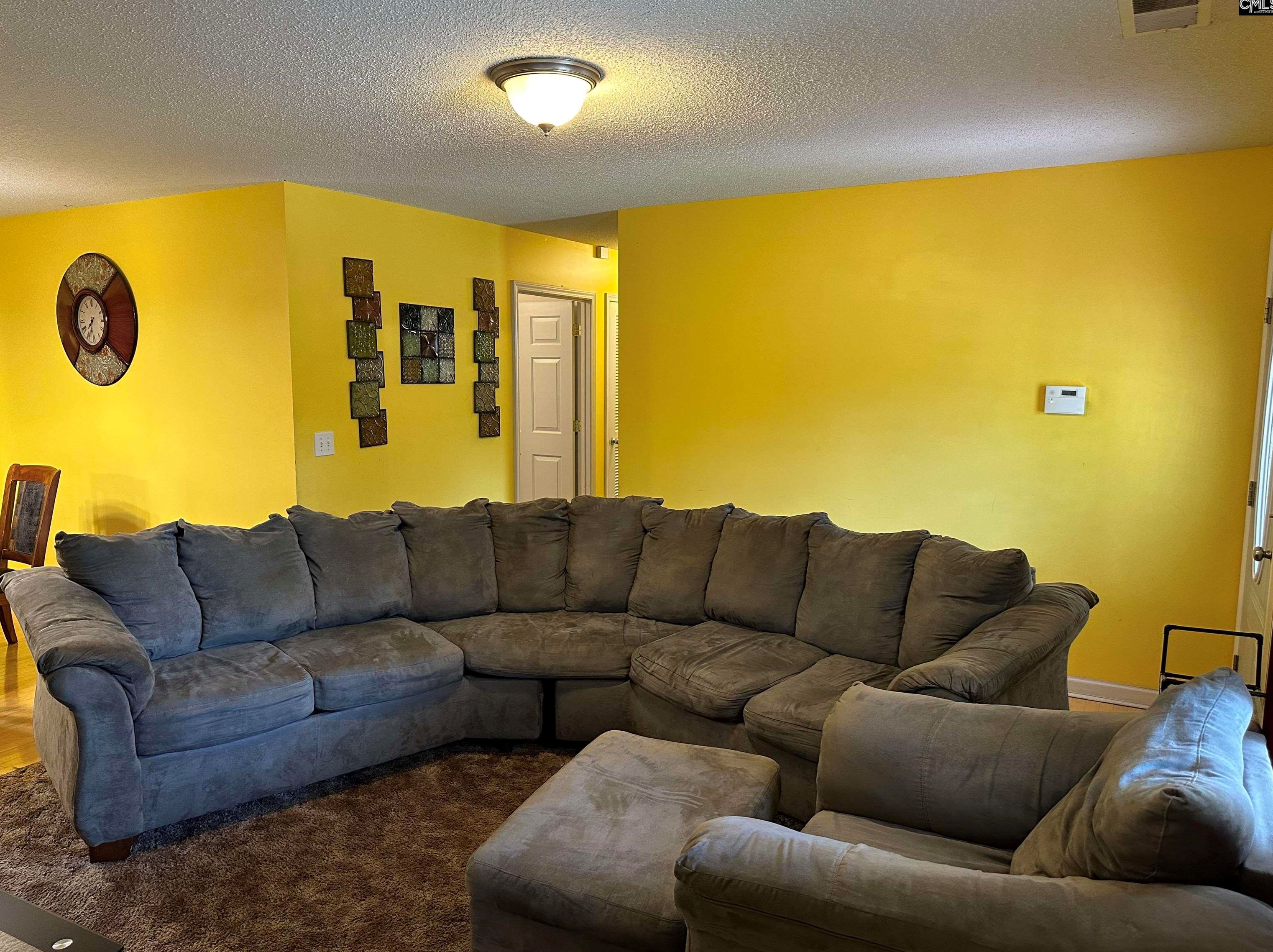 1036 Rockyknoll Dr, Columbia SC  29203-1114 exterior