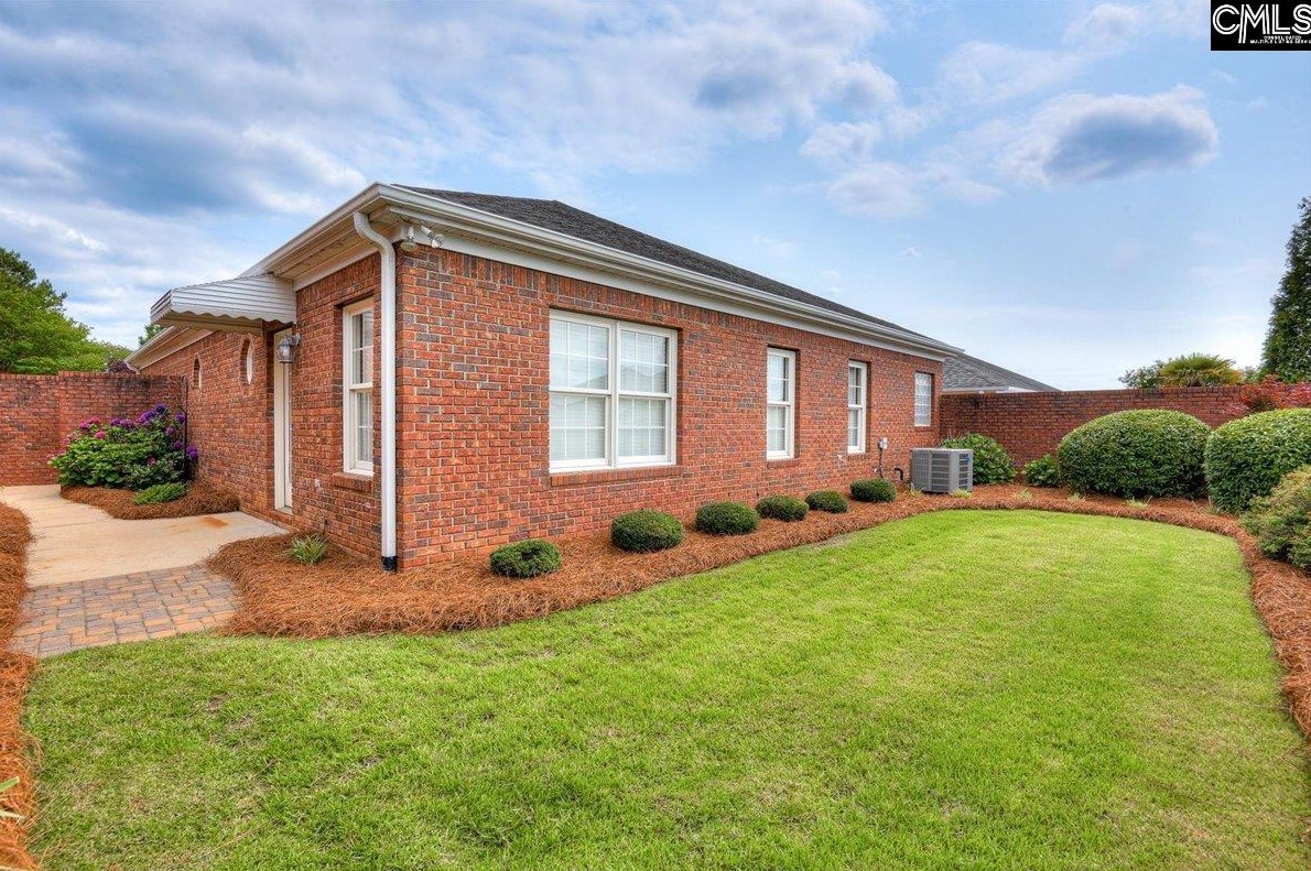 204 Pinnacle Dr, Columbia SC exterior