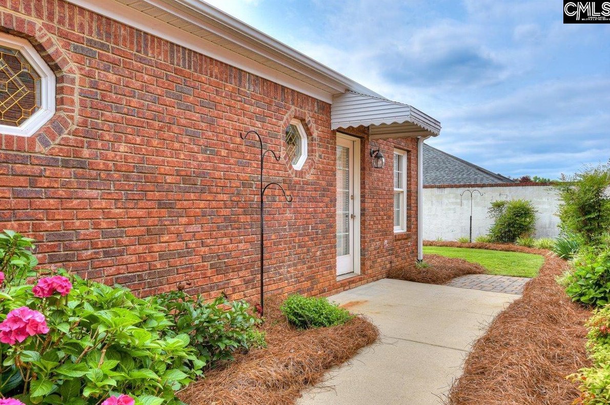 204 Pinnacle Dr, Columbia SC exterior