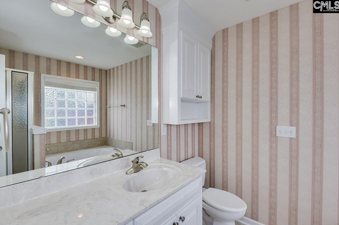 204 Pinnacle Dr, Columbia SC exterior