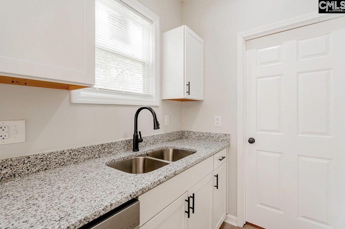 1920 Burton St, Columbia SC 29204-1629 exterior