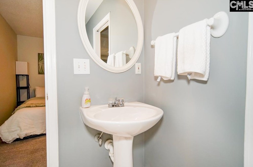 132 Saddlechase Ln, Columbia SC 29223-2949 exterior