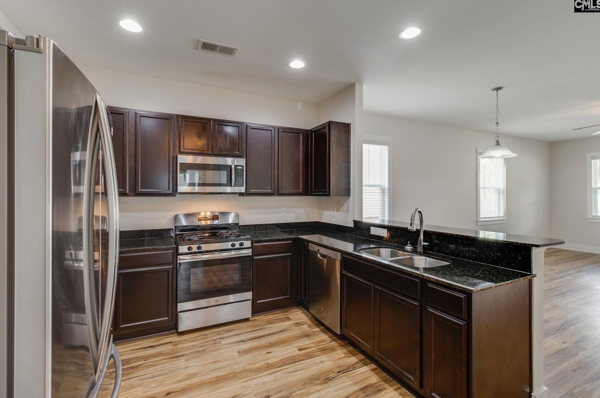 1509 Mcduffie Ave, Columbia SC 29204-1924 exterior