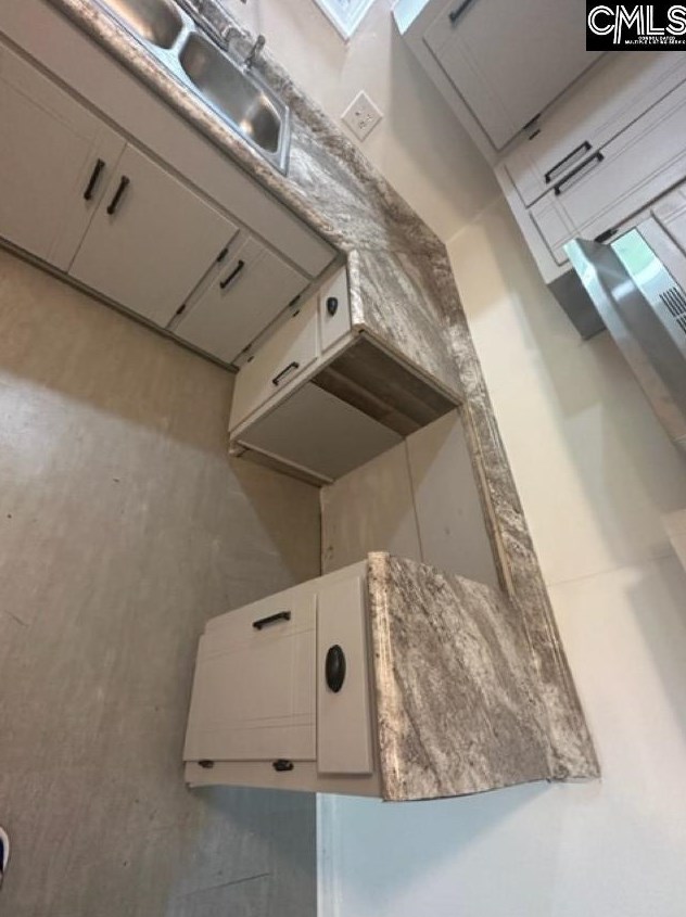 915 Sandpiper Ln, Columbia SC 29203-1327 exterior