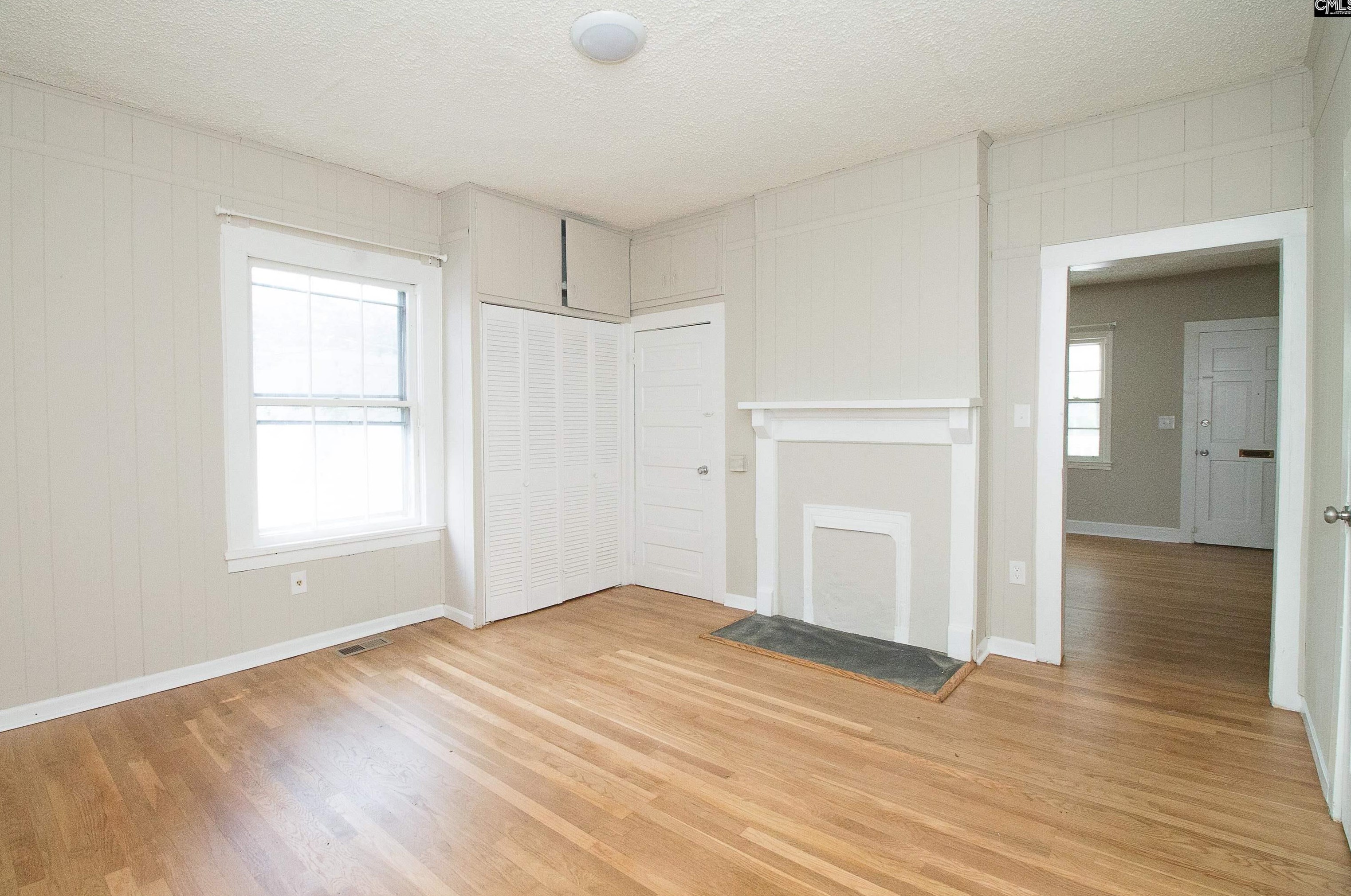 2335 Pendleton St, Columbia SC 29205-1041 exterior