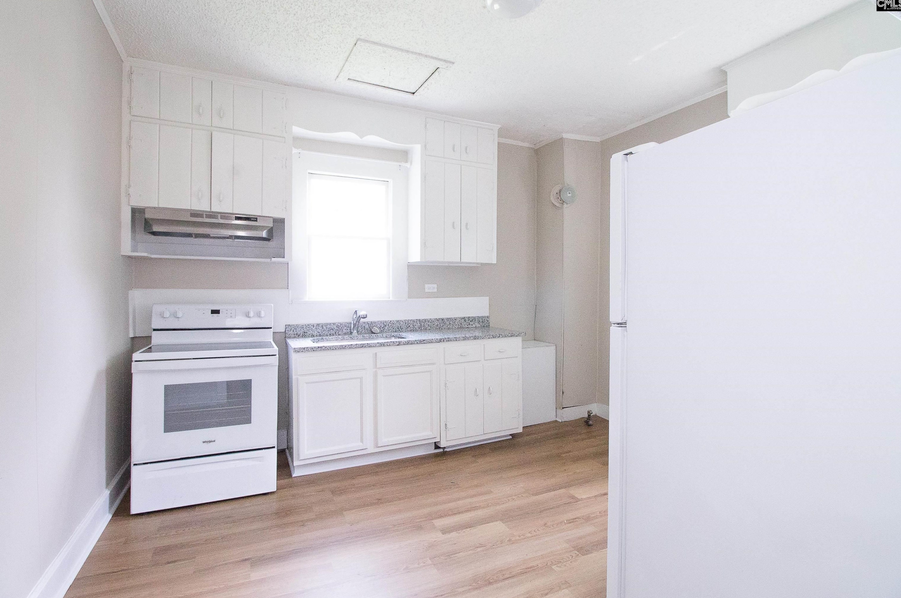 2335 Pendleton St, Columbia SC 29205-1041 exterior