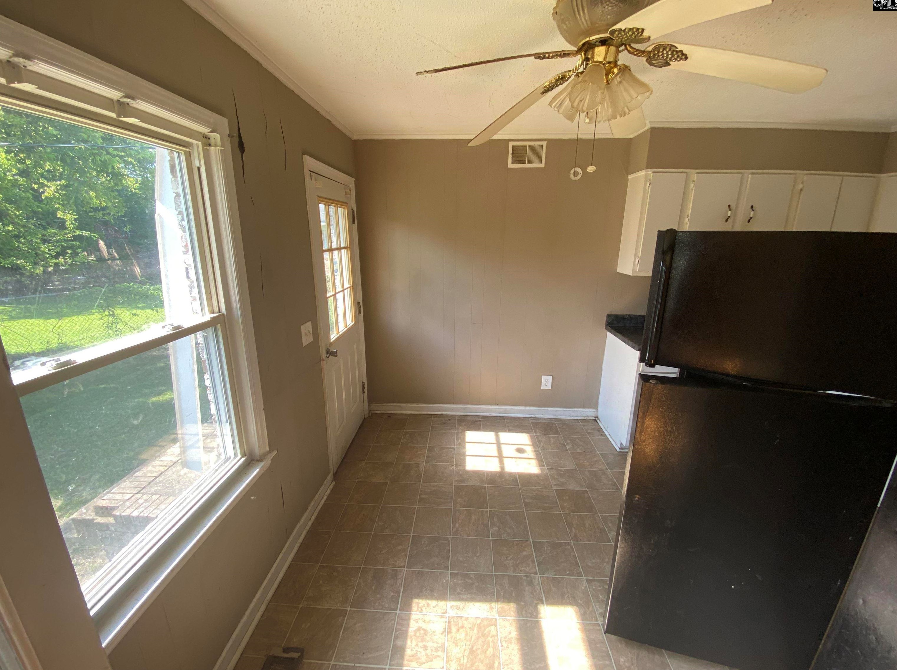 5021 Ridgewood Ave, Columbia SC 29203-3434 exterior