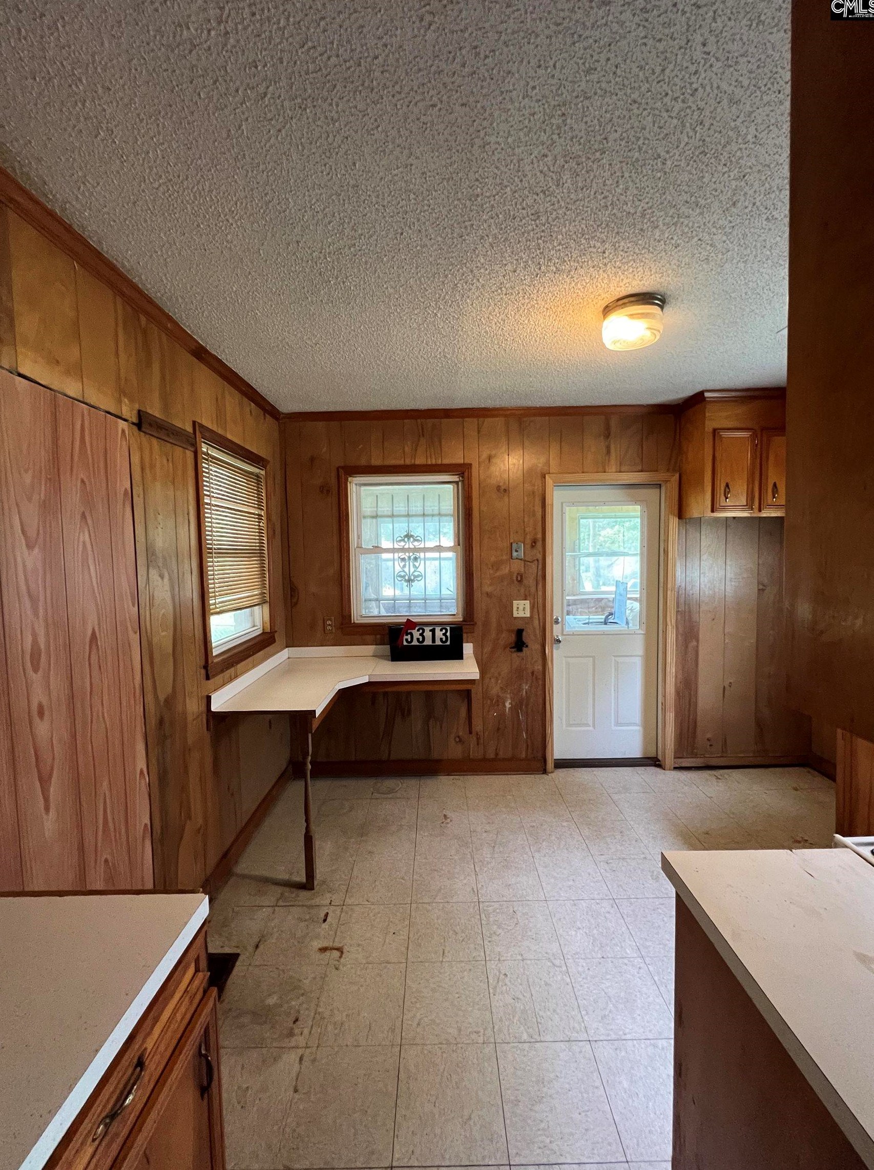 5313 Randall Ave, Columbia SC 29203-5314 exterior